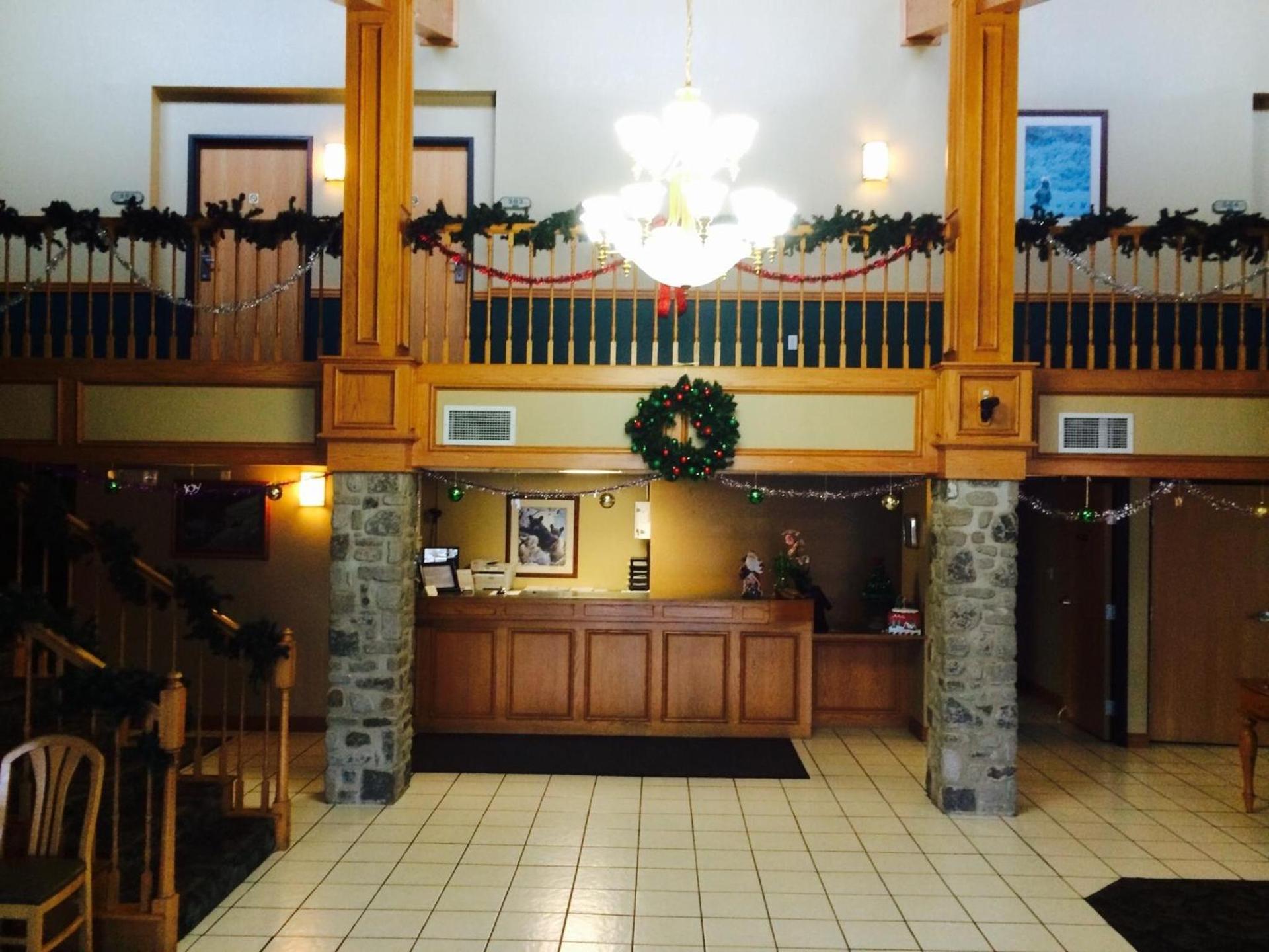Regency Inn and Suites photo 33