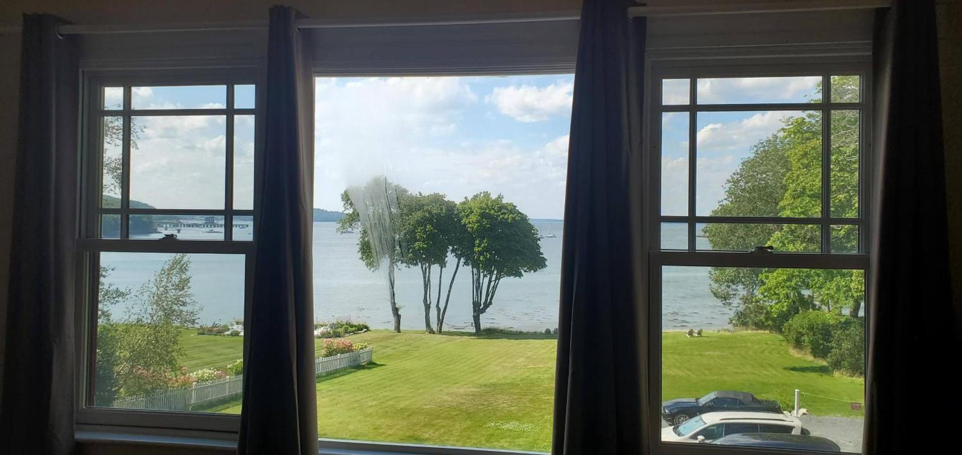 Saltair Inn Waterfront B&B photo 58