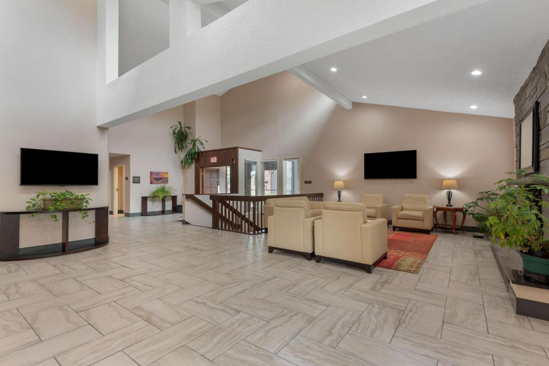 Best Western University Inn photo 14