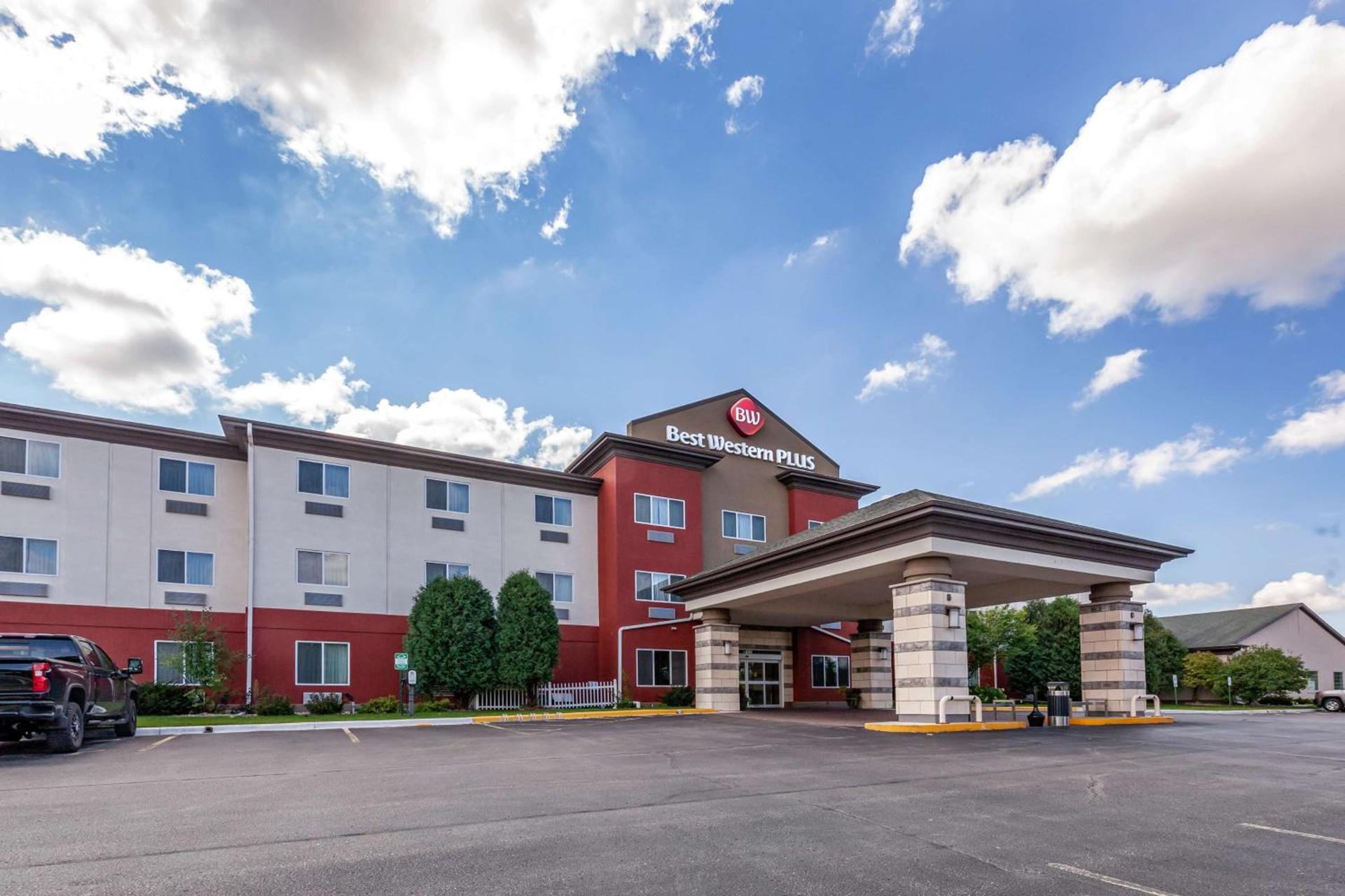 Best Western PLUS Sparta Trail Lodge — hotel in Sparta