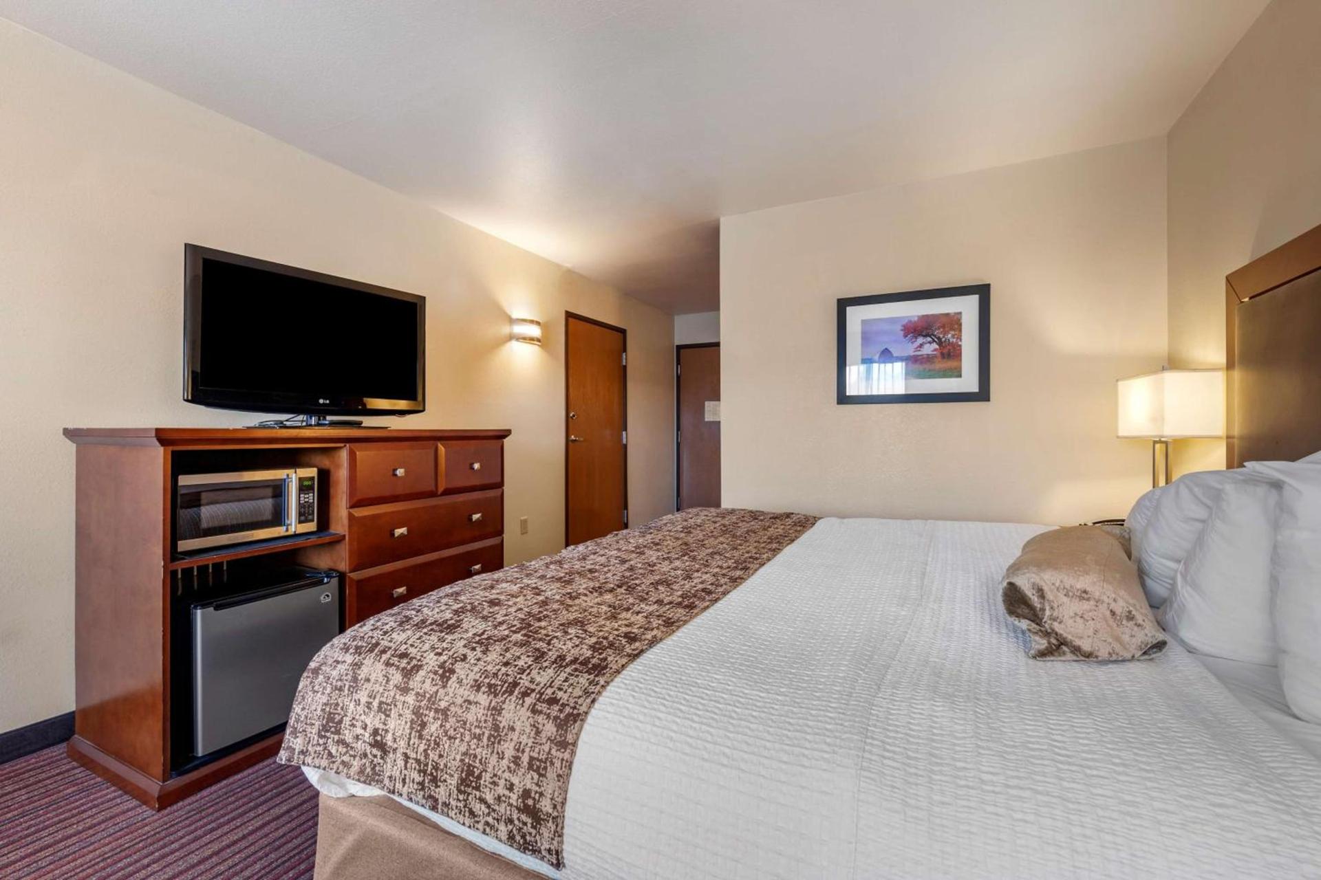 Best Western PLUS Sparta Trail Lodge photo 16