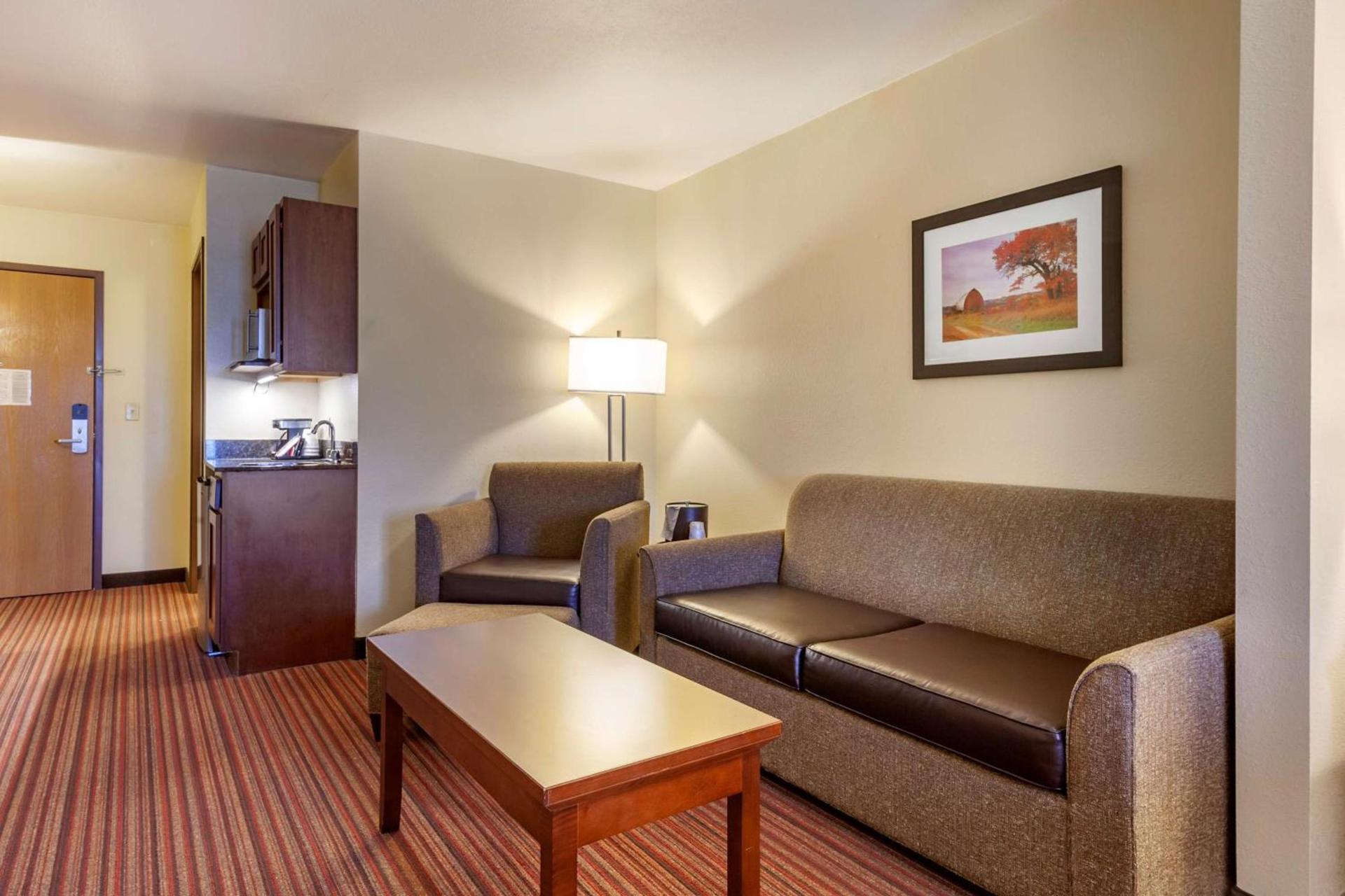 Best Western PLUS Sparta Trail Lodge photo 20