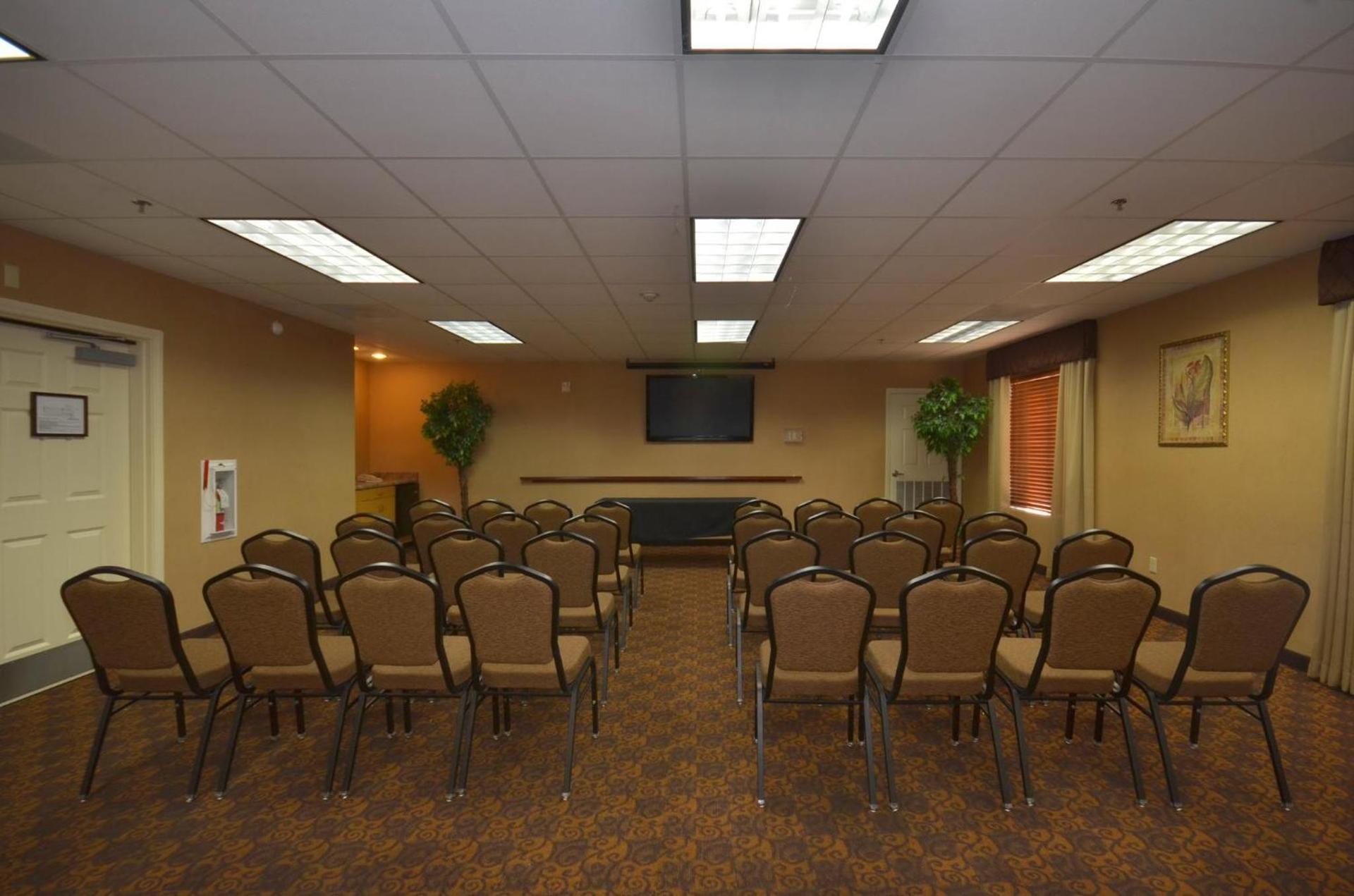 Holiday Inn Express Las Vegas-Nellis by IHG photo 20