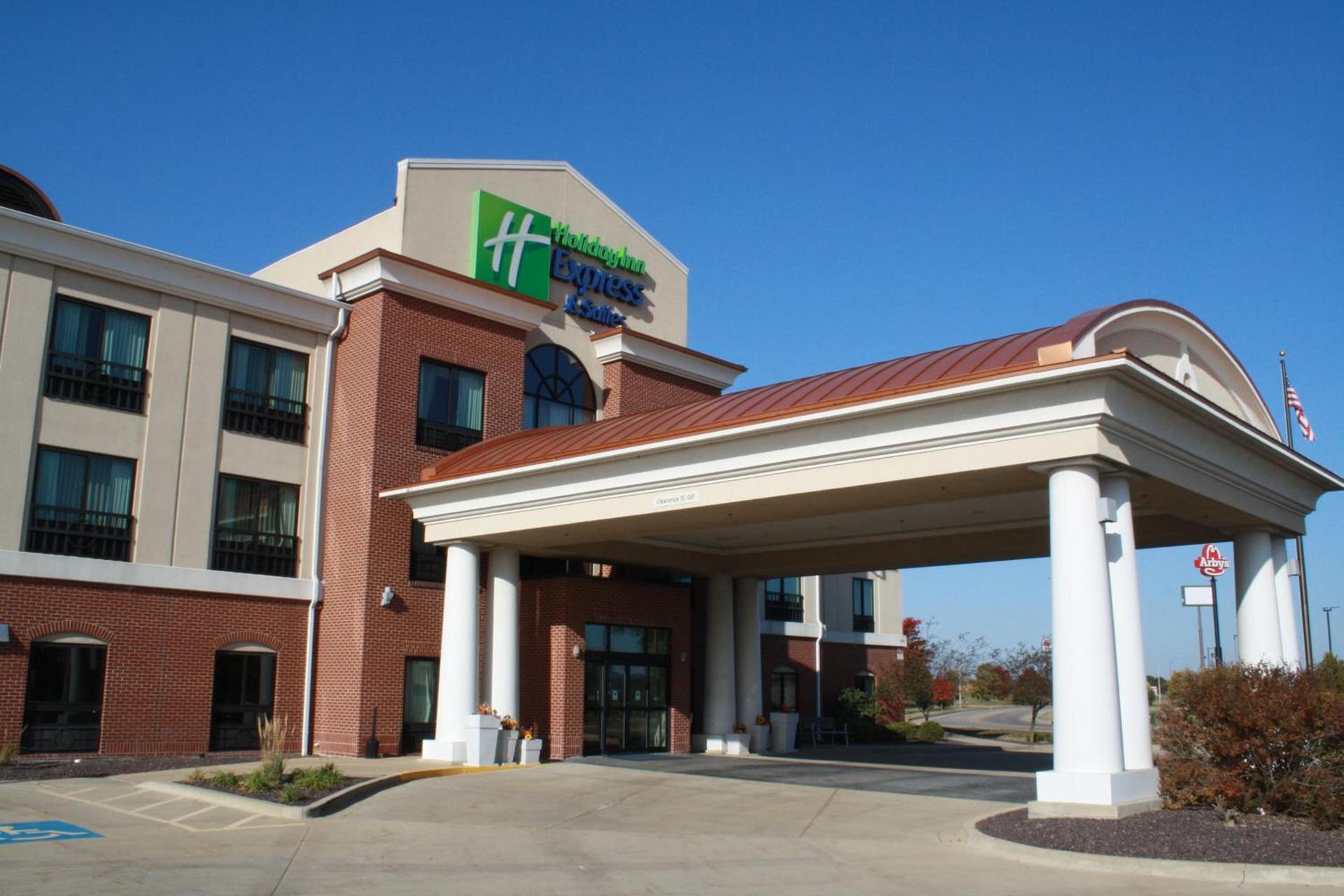 Holiday Inn Express & Suites Morton Peoria Area by IHG photo 37