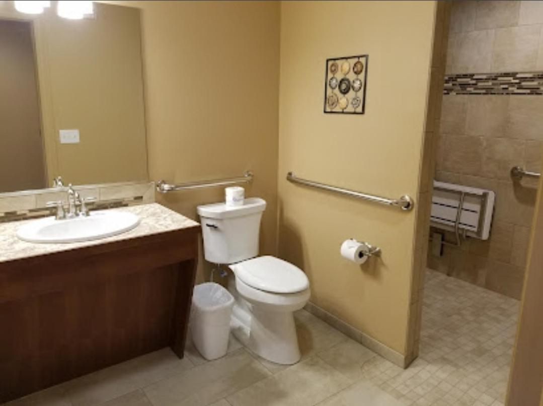 Terrace Park Inn photo 6