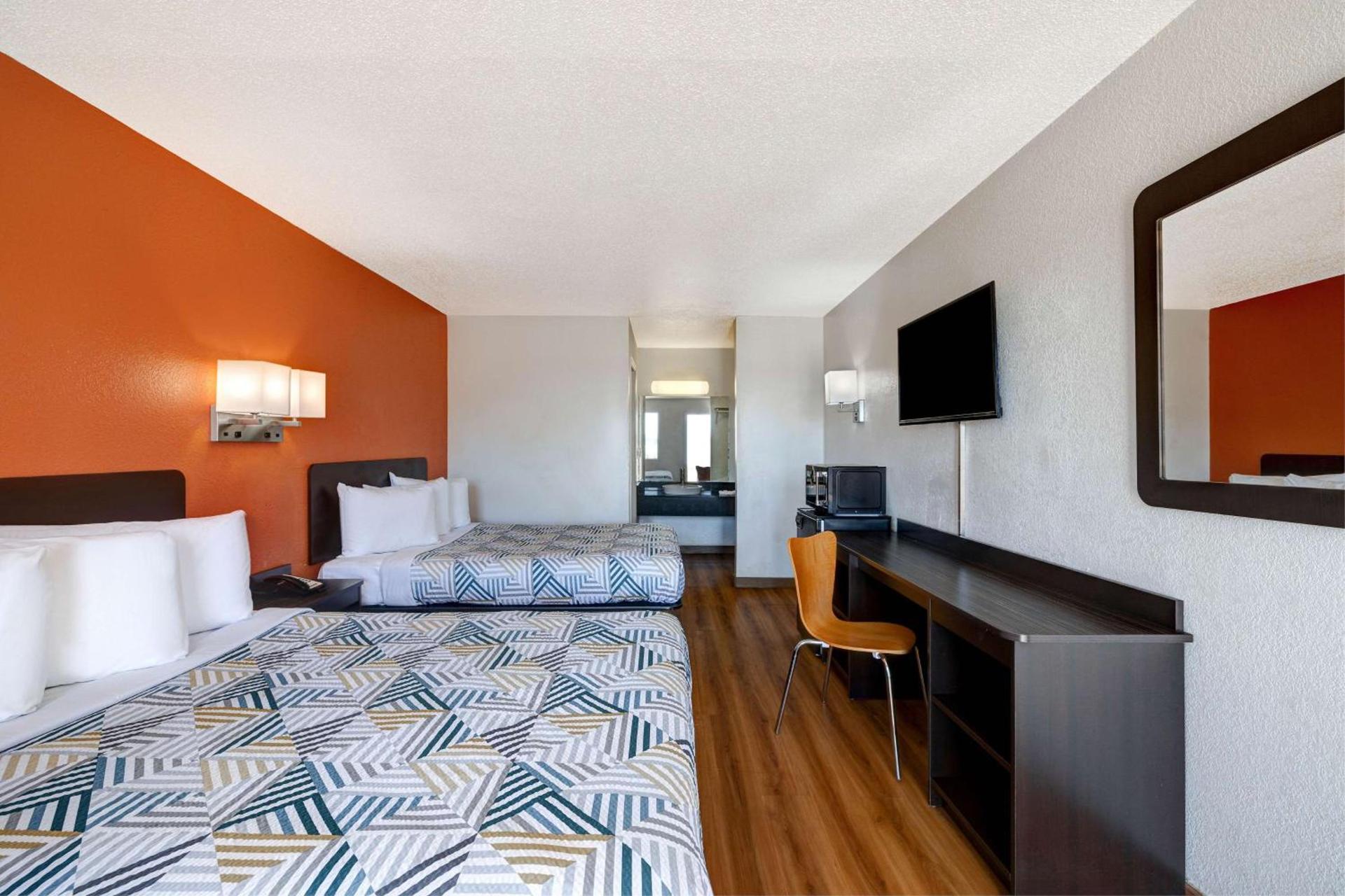 Motel 6-Rolla, MO photo 2