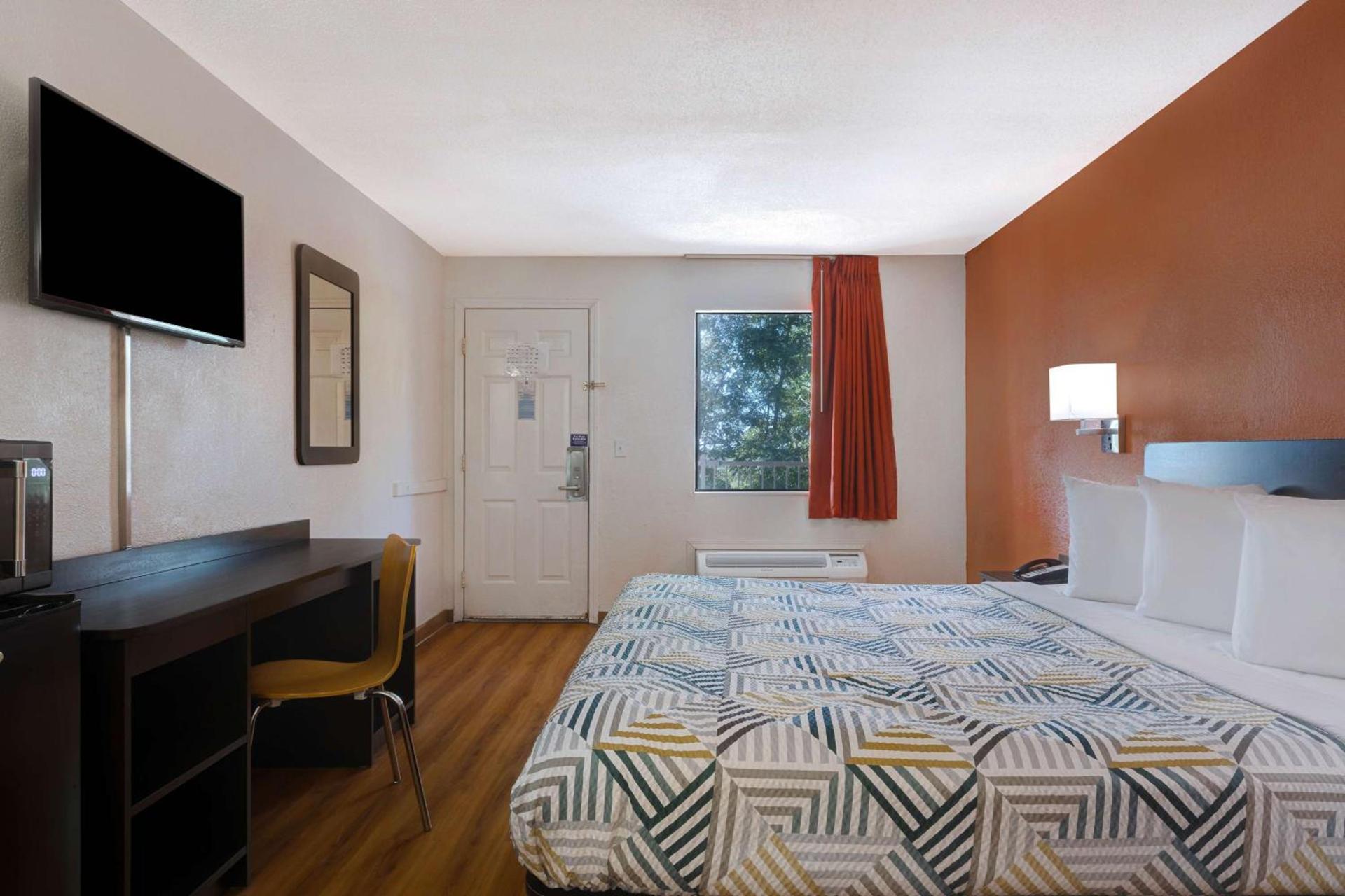 Motel 6-Rolla, MO photo 23