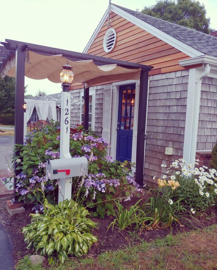 Cape Cod Veranda photo 9