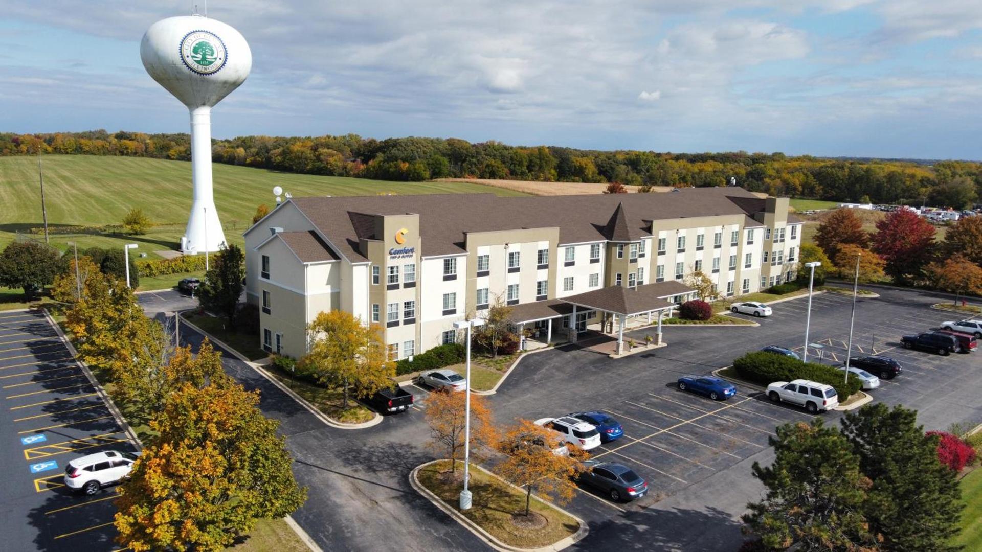 Comfort Inn & Suites Geneva- West Chicago photo 52