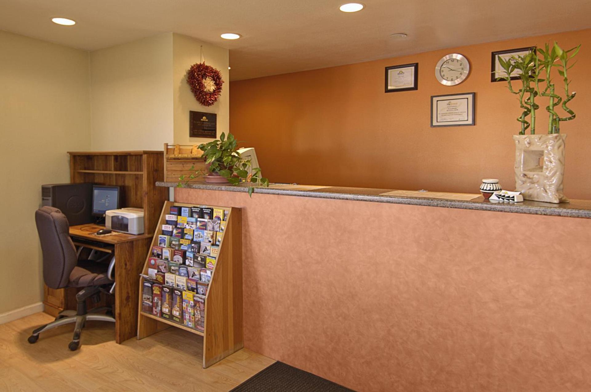 Days Inn by Wyndham Socorro photo 31
