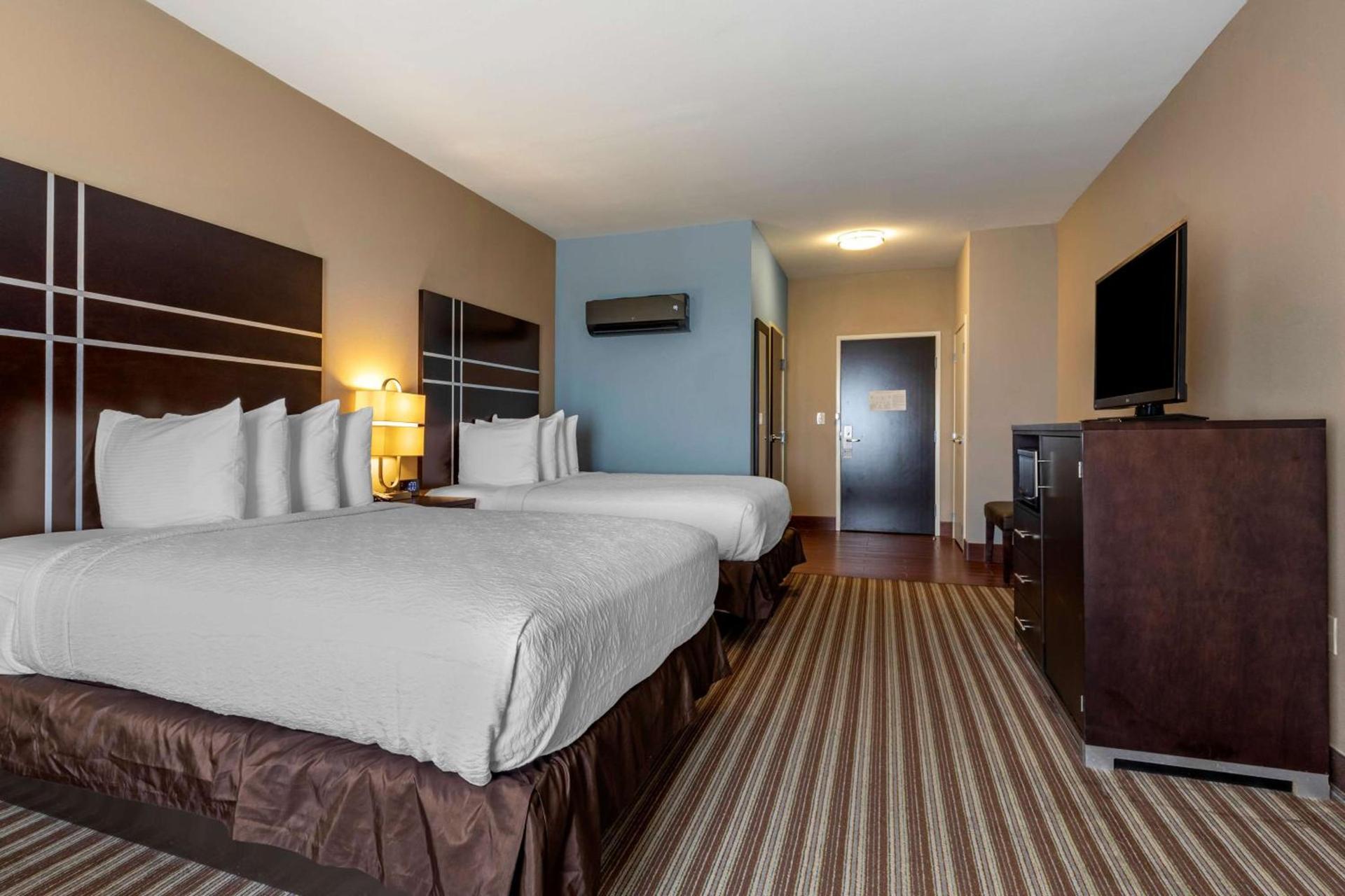 Best Western Plus North Odessa Inn & Suites photo 24