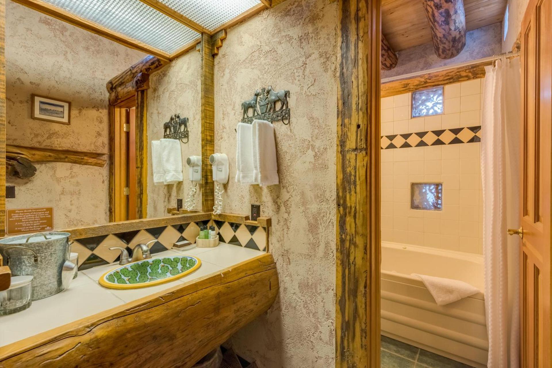 Chipeta Lodge photo 30
