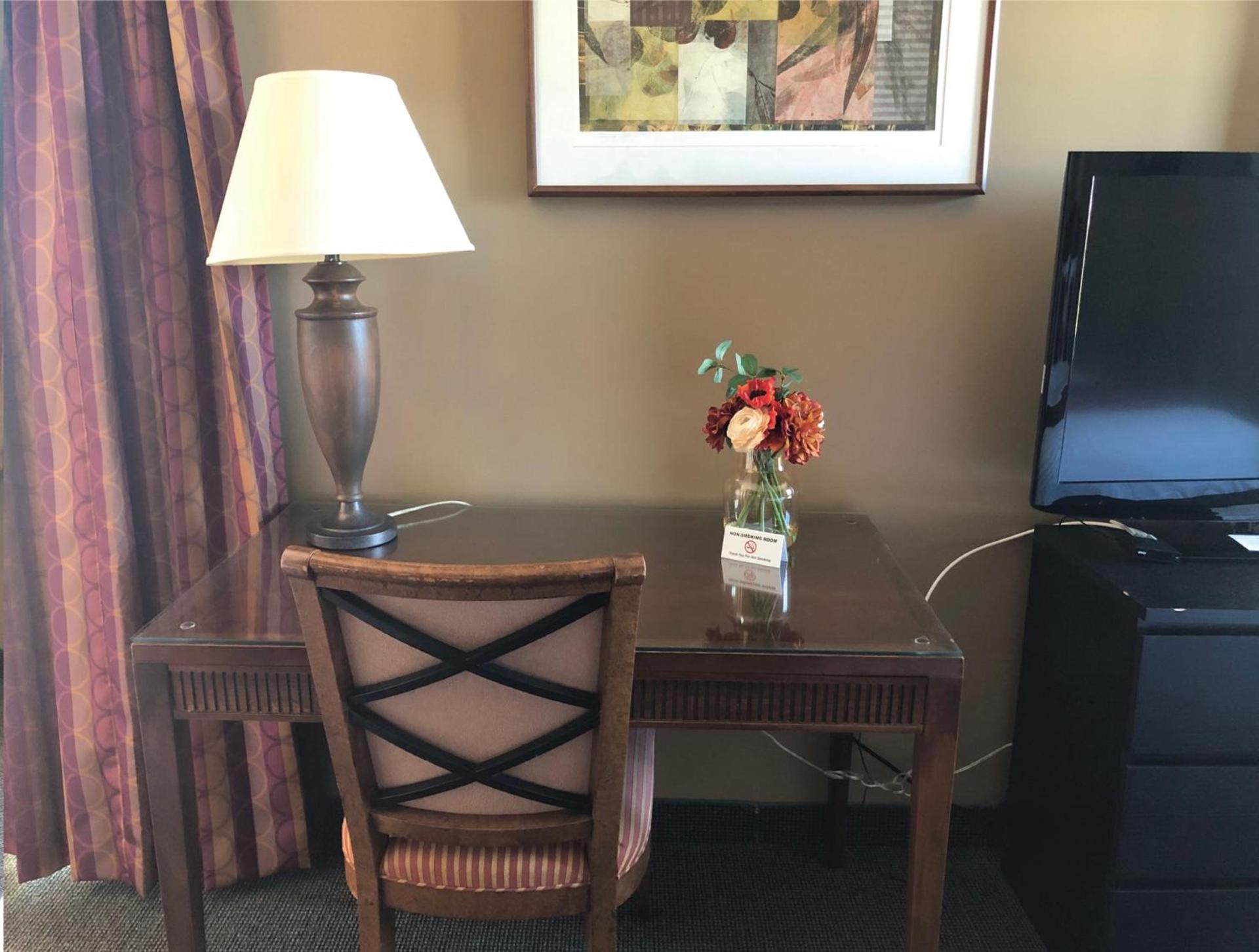 Brinton Suites photo 55