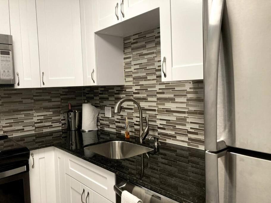 Oceanview on SAND located in Ocean Manor Resort Fort Lauderdale Beach 2 bed 2 bath spacious corner unit partial ocean view photo 59