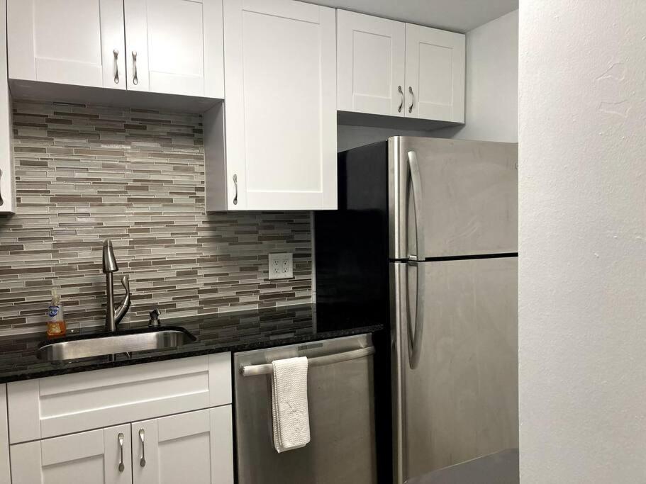 Oceanview on SAND located in Ocean Manor Resort Fort Lauderdale Beach 2 bed 2 bath spacious corner unit partial ocean view photo 54
