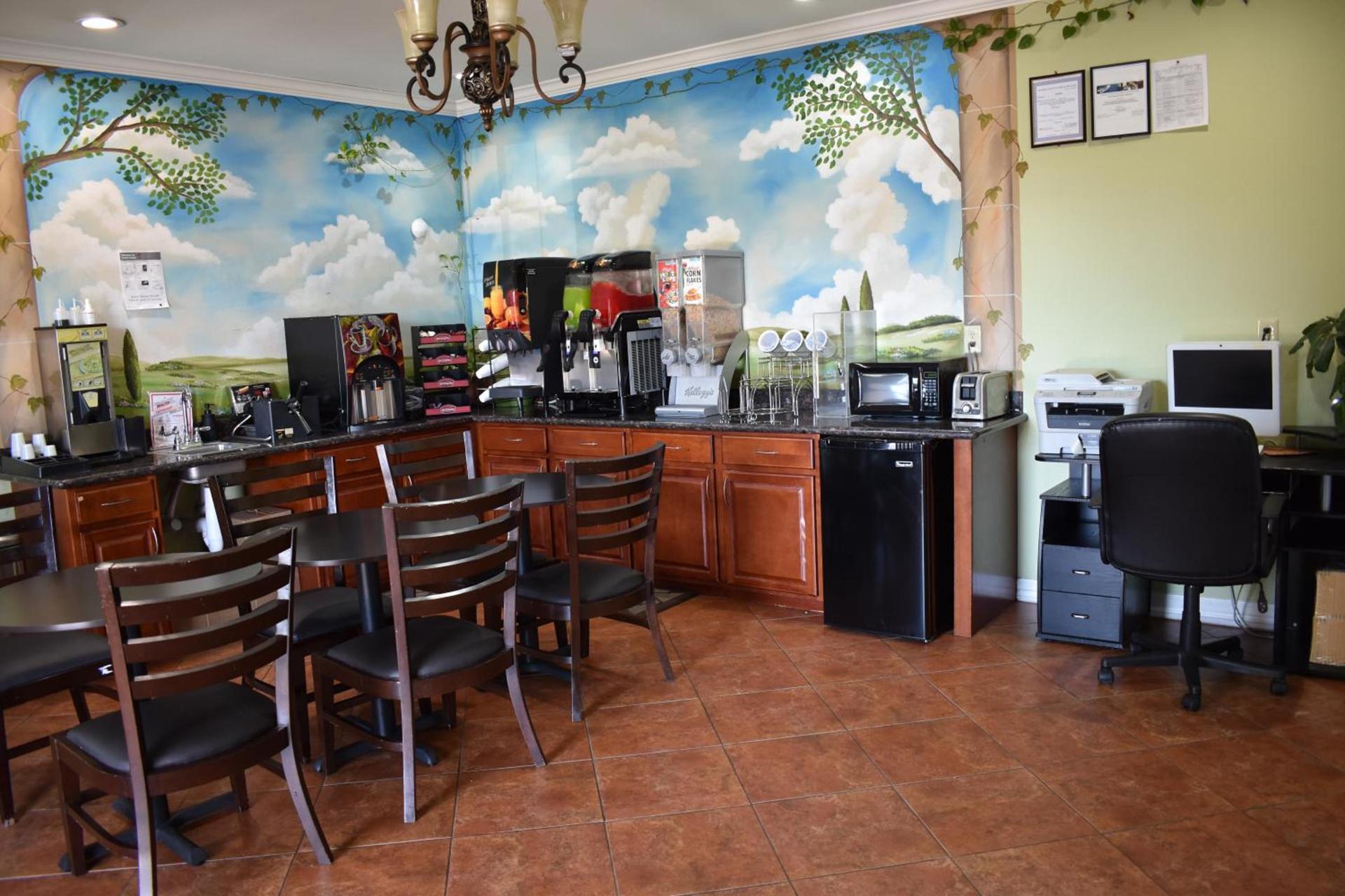 Platinum Inn Katy photo 15