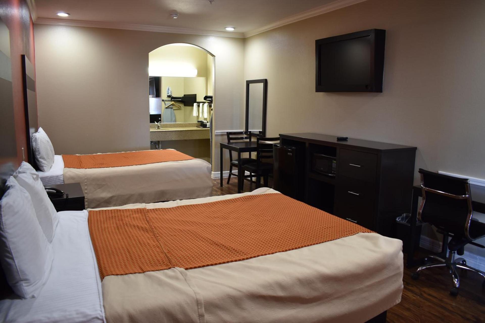 Platinum Inn Katy photo 19