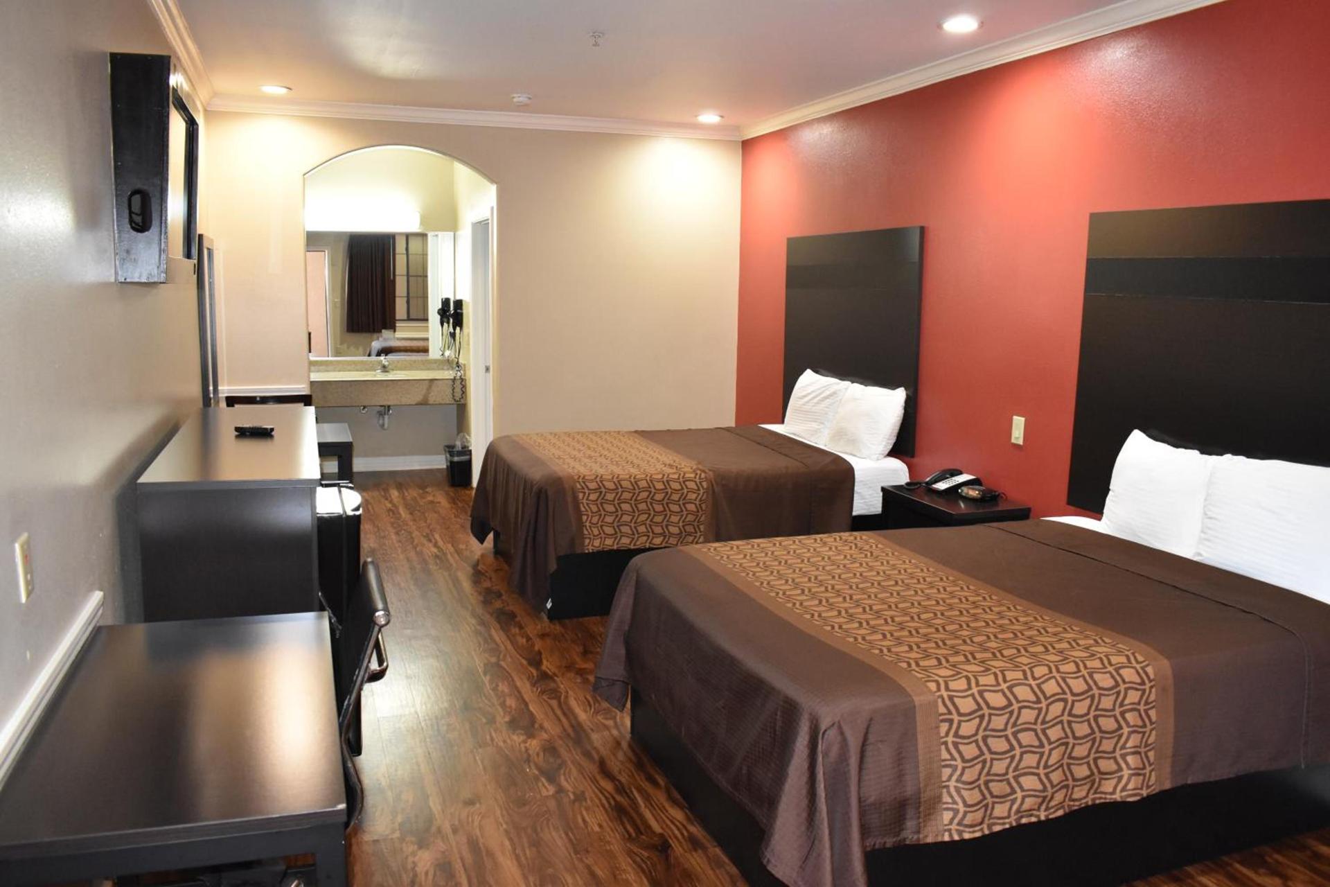 Platinum Inn Katy photo 22