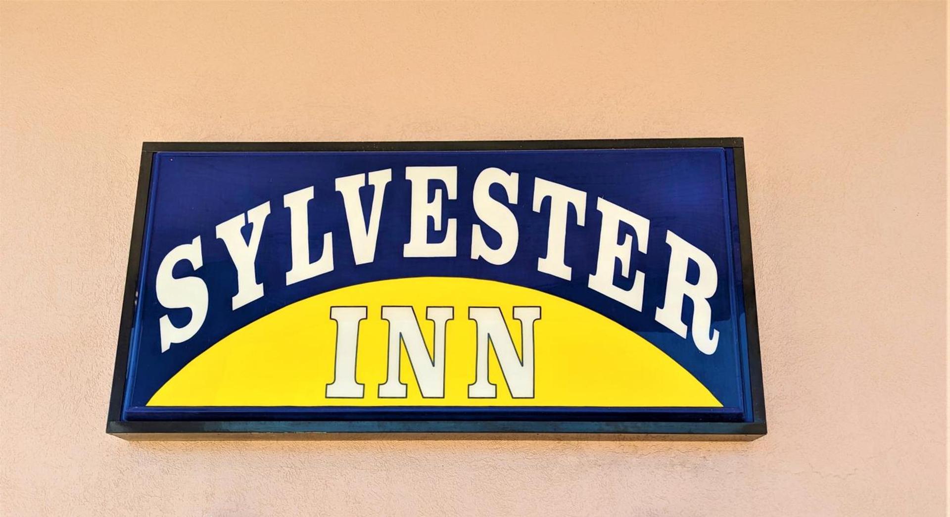 Sylvester Inn photo 10