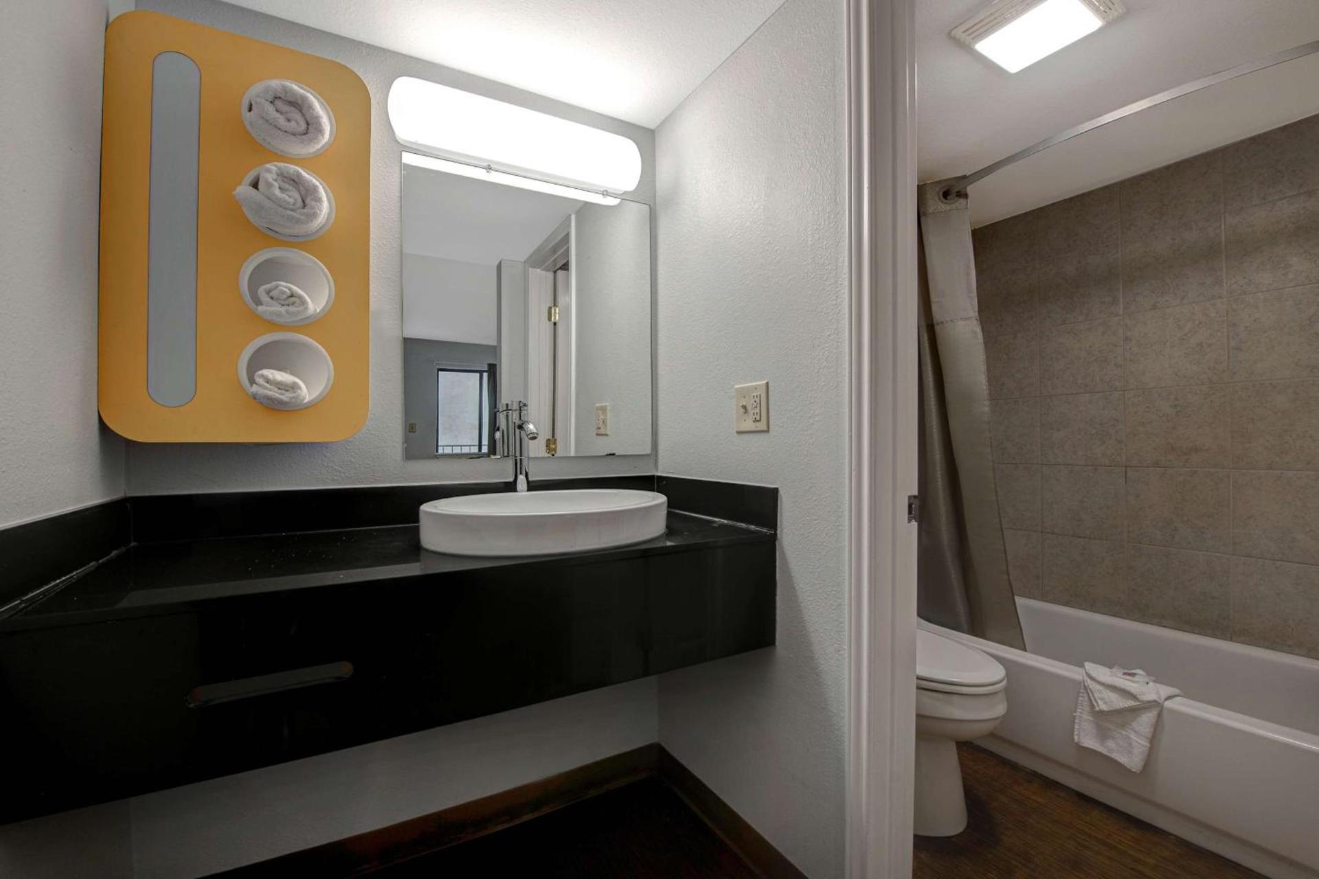 Motel 6-Sulphur Springs, TX photo 18