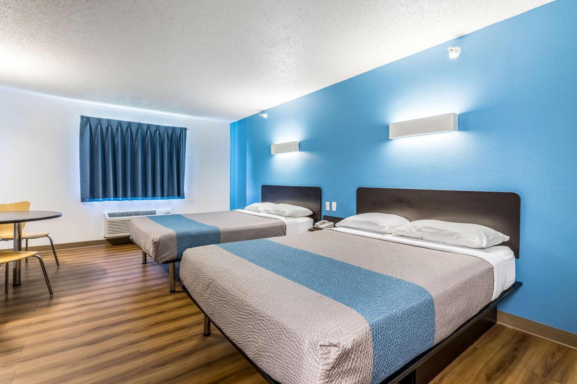 Motel 6-Indianapolis, IN - Southport photo 13