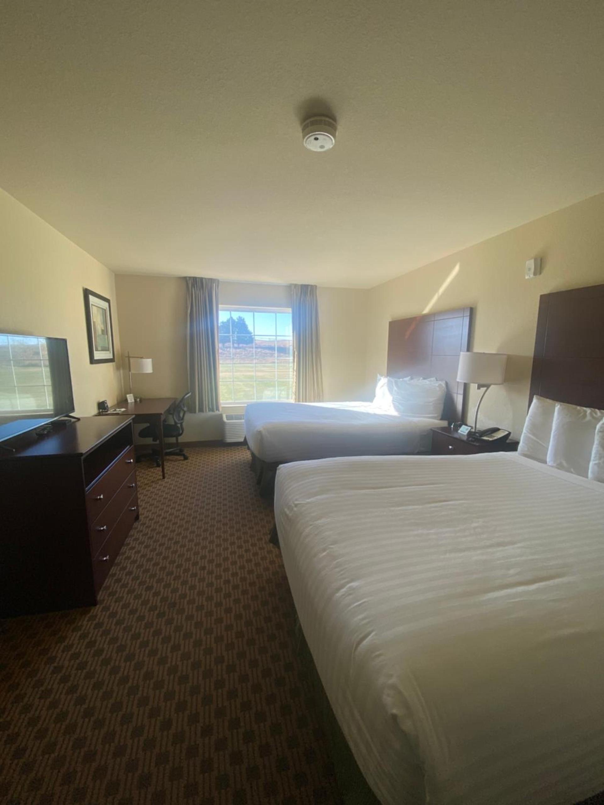 Cobblestone Hotel & Suites - Broken Bow photo 40