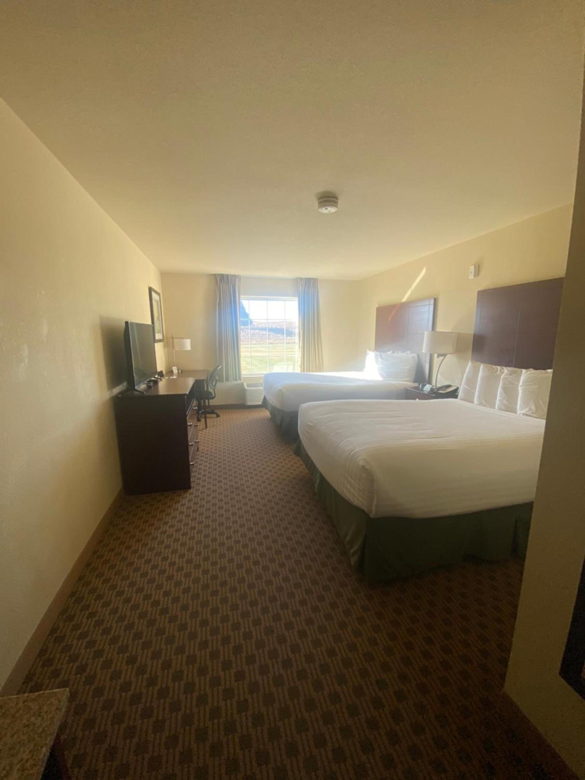 Cobblestone Hotel & Suites - Broken Bow photo 48