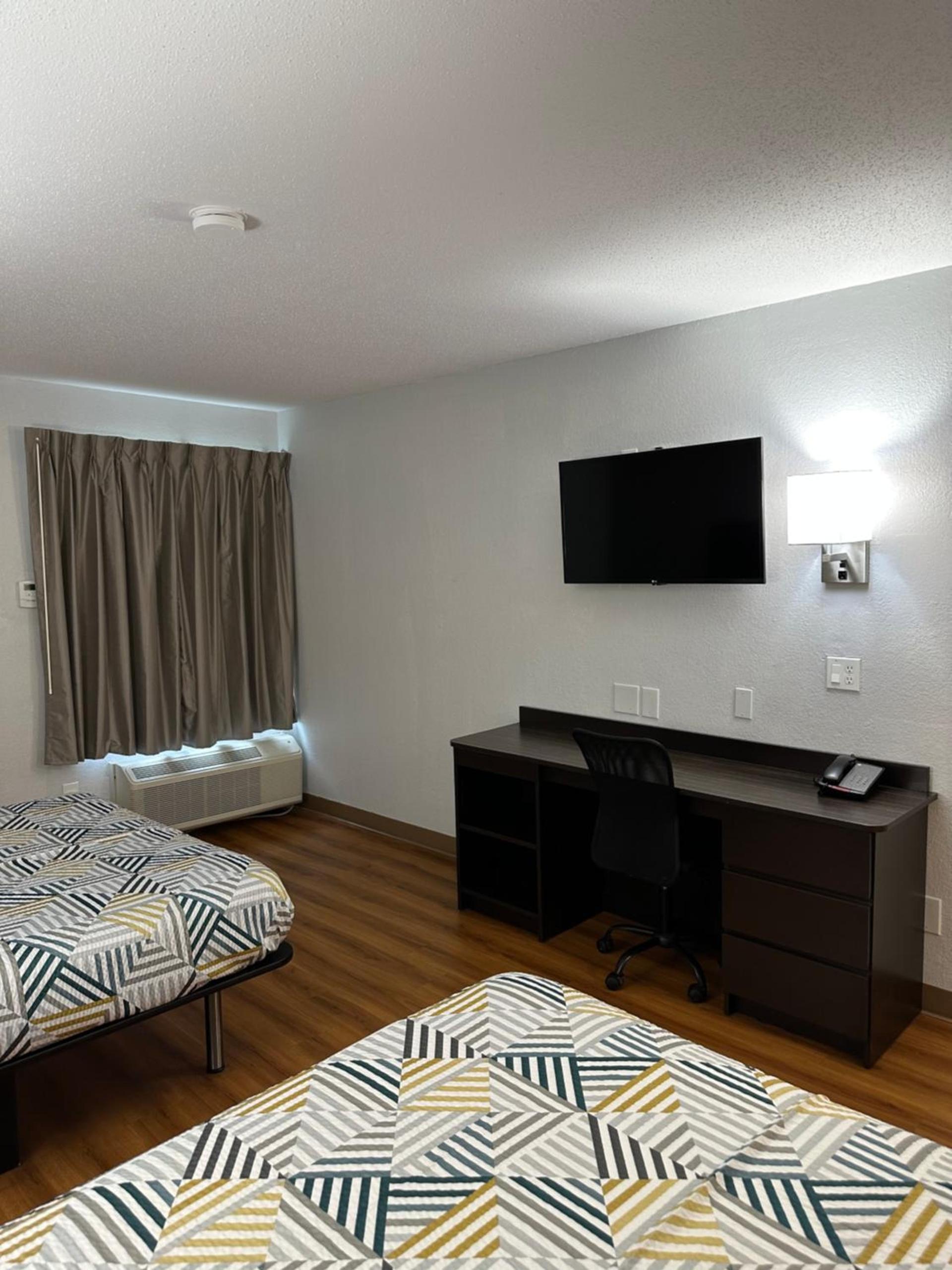 Motel 6-Greensboro, NC - Airport photo 35