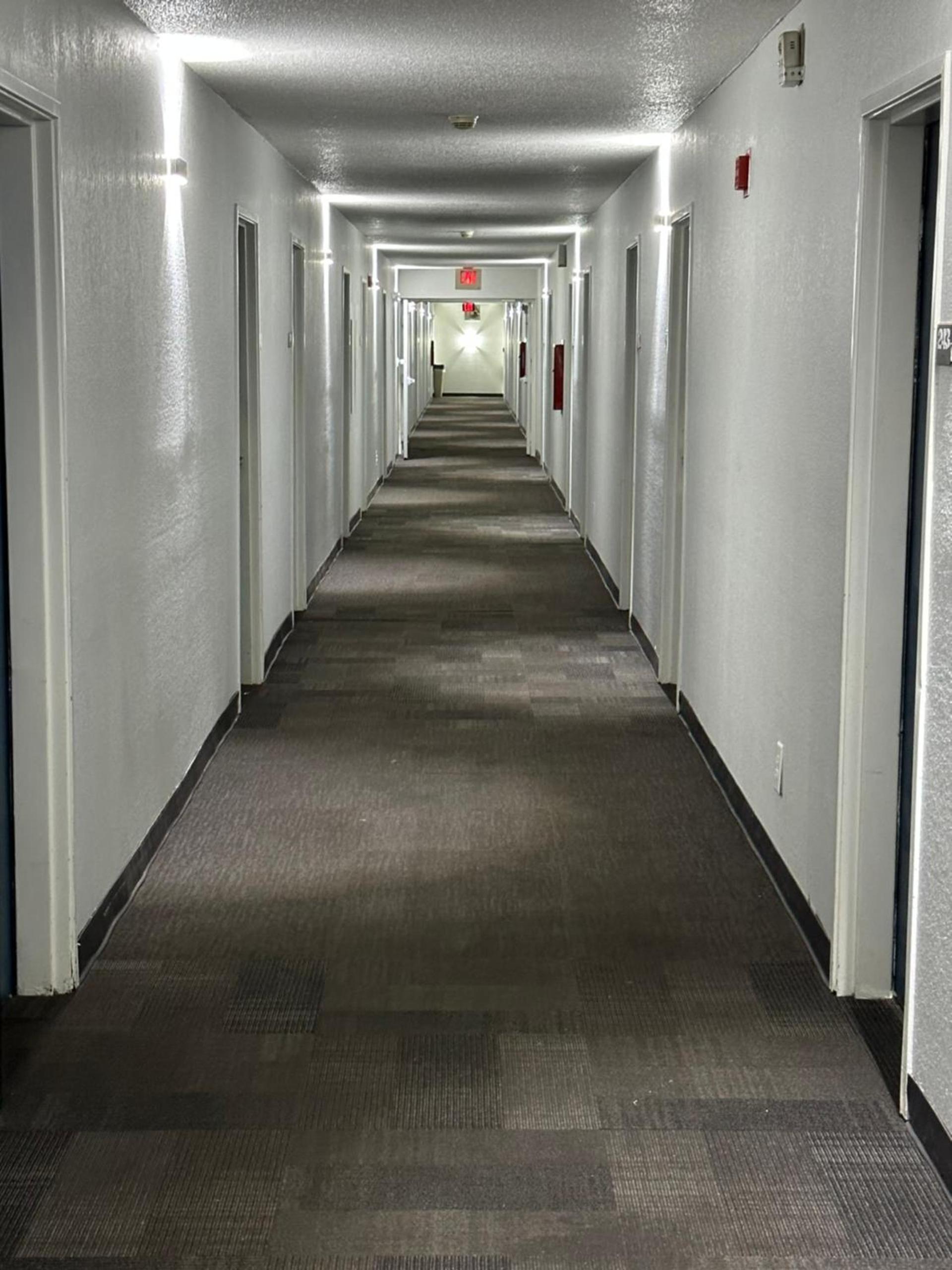 Motel 6-Greensboro, NC - Airport photo 31