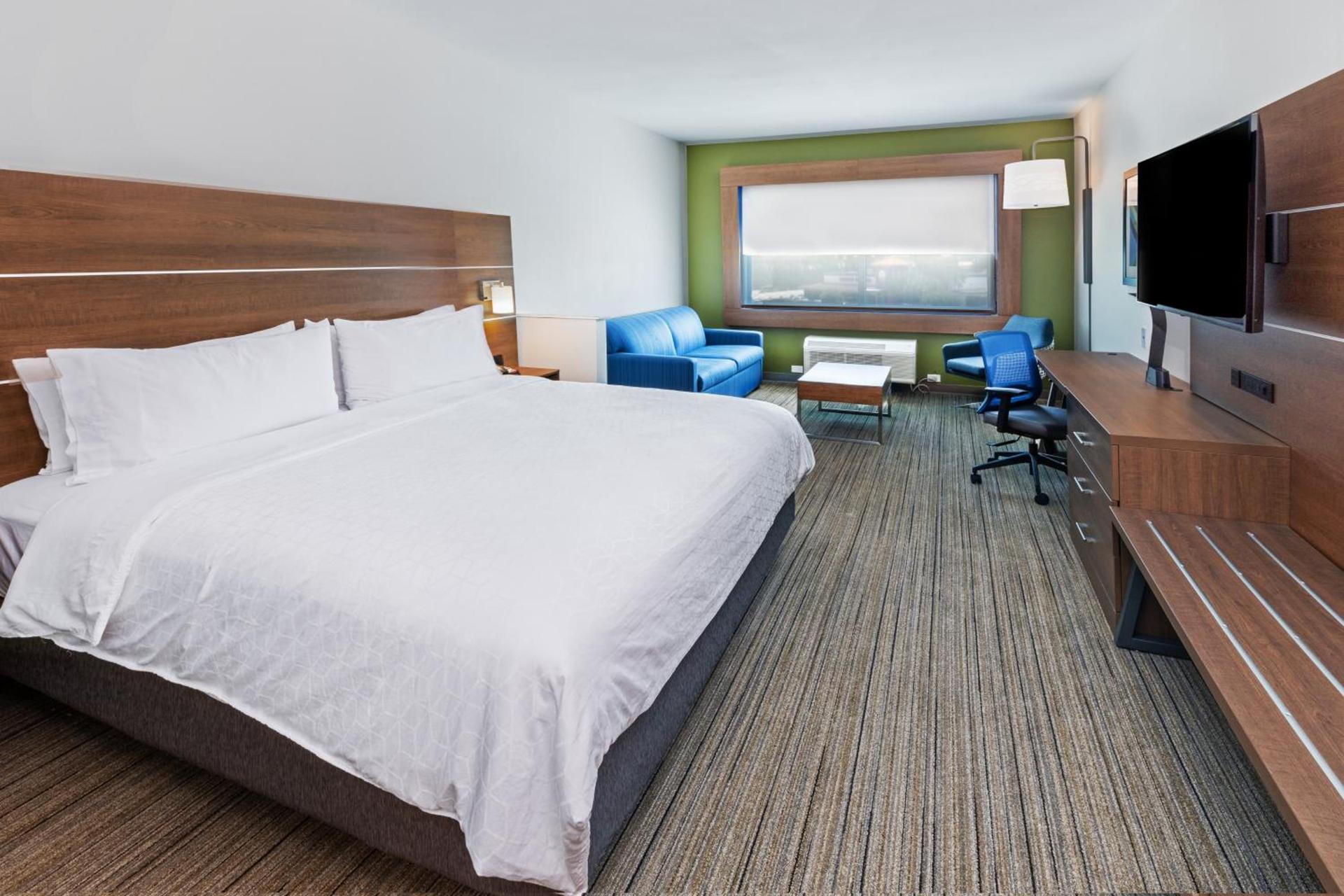 Holiday Inn Express & Suites - Stafford NW - Sugar Land by IHG photo 17