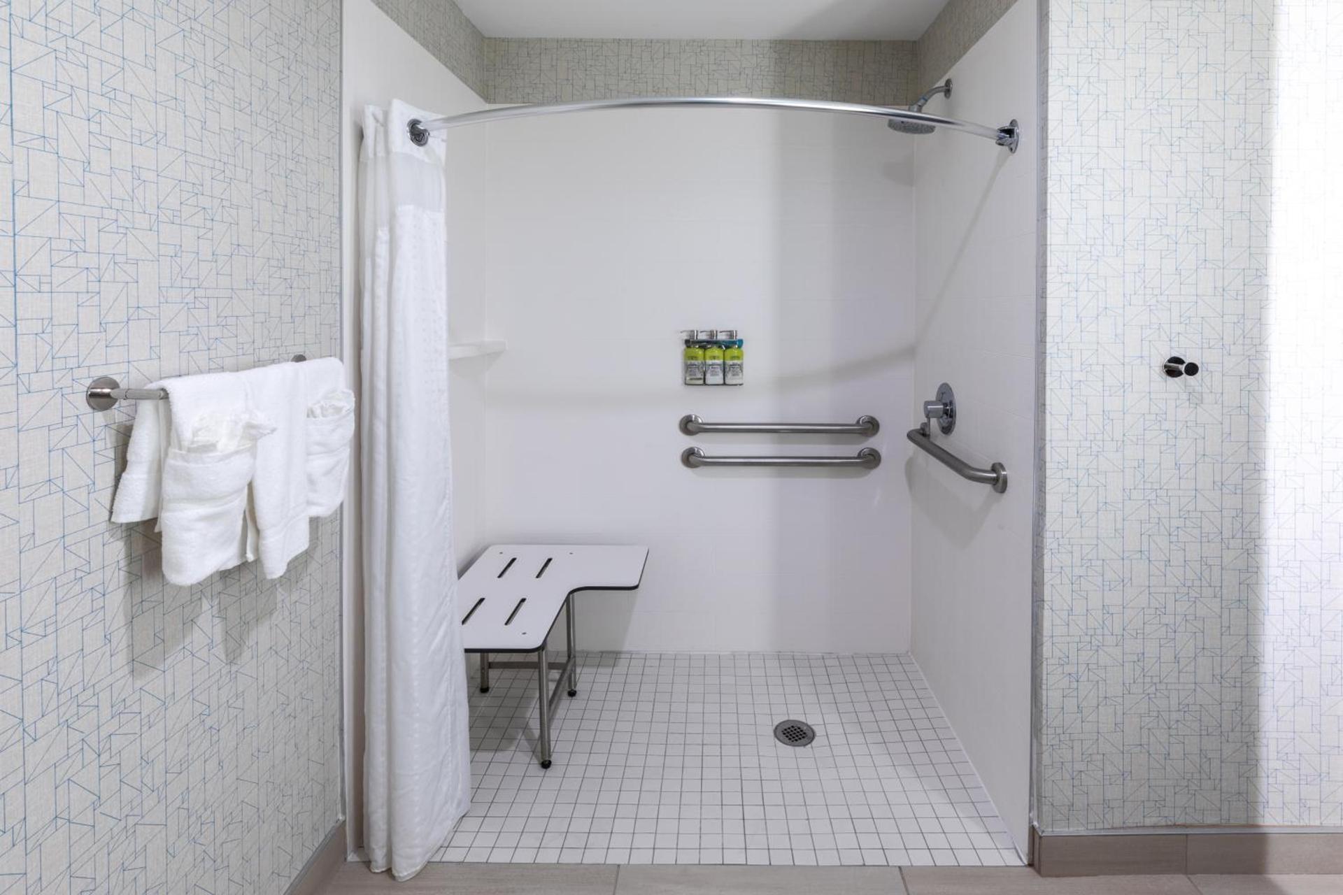 Holiday Inn Express & Suites - Stafford NW - Sugar Land by IHG photo 20