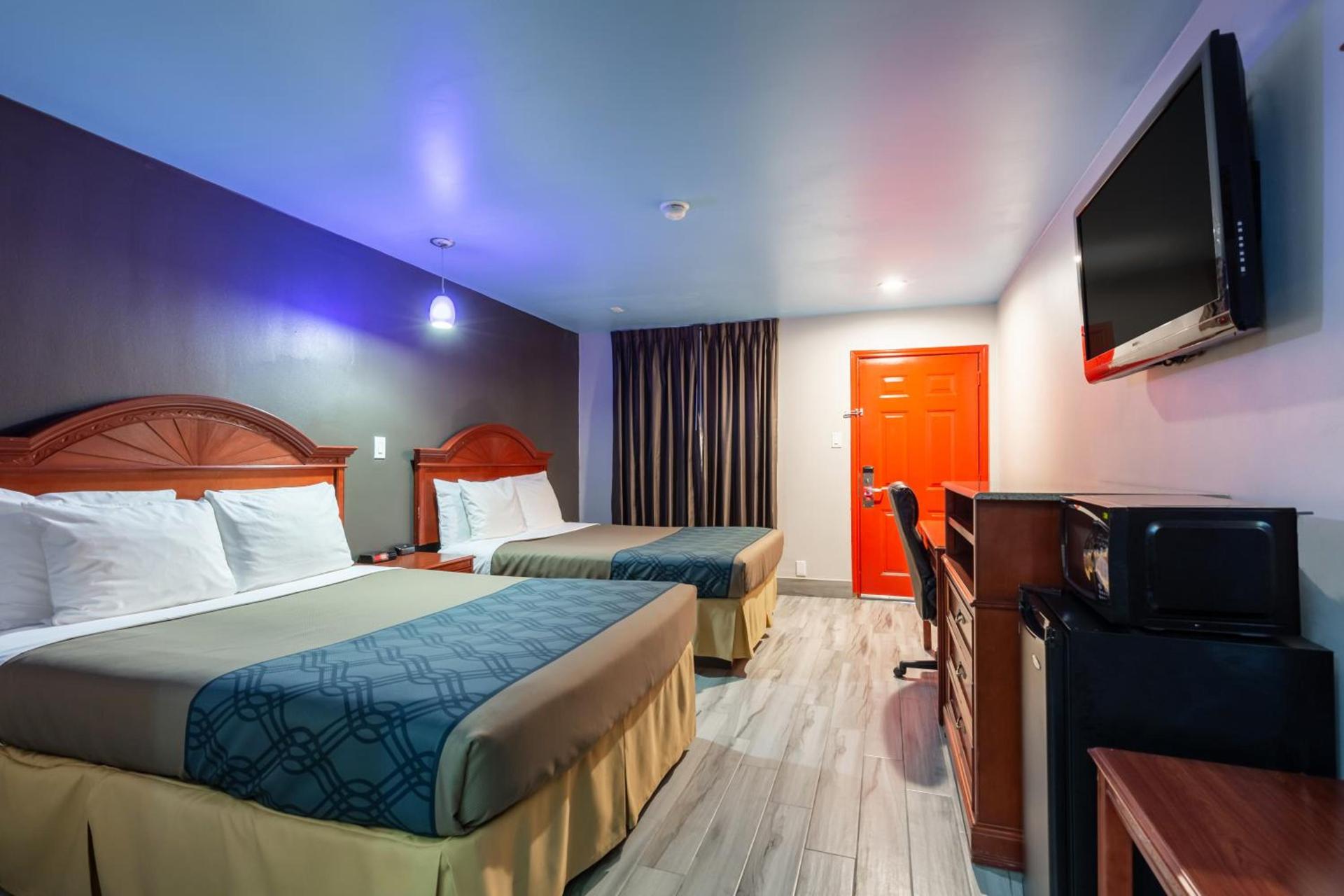 Summit Inn - Houston Medical Center - NRG Park photo 21