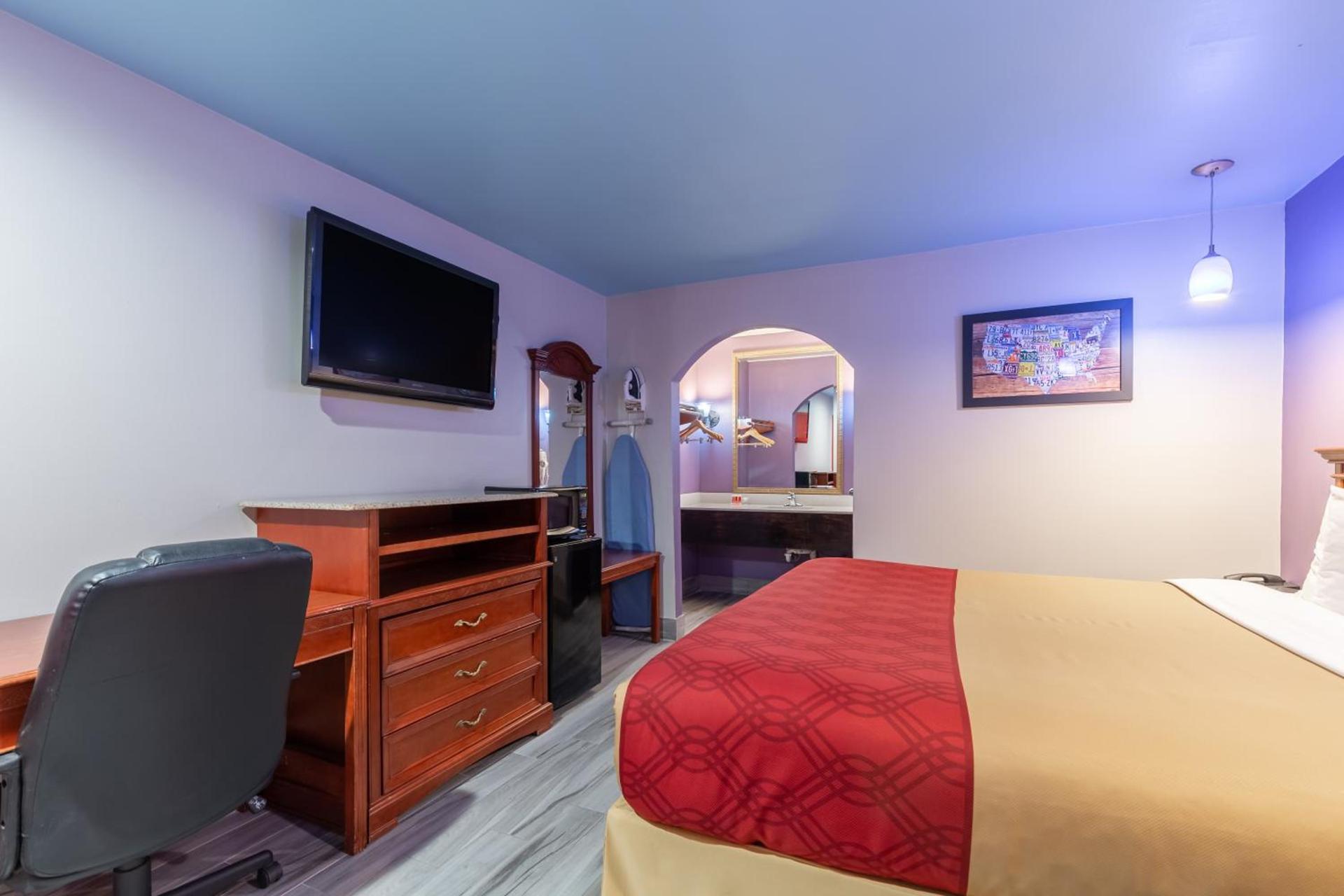 Summit Inn - Houston Medical Center - NRG Park photo 25