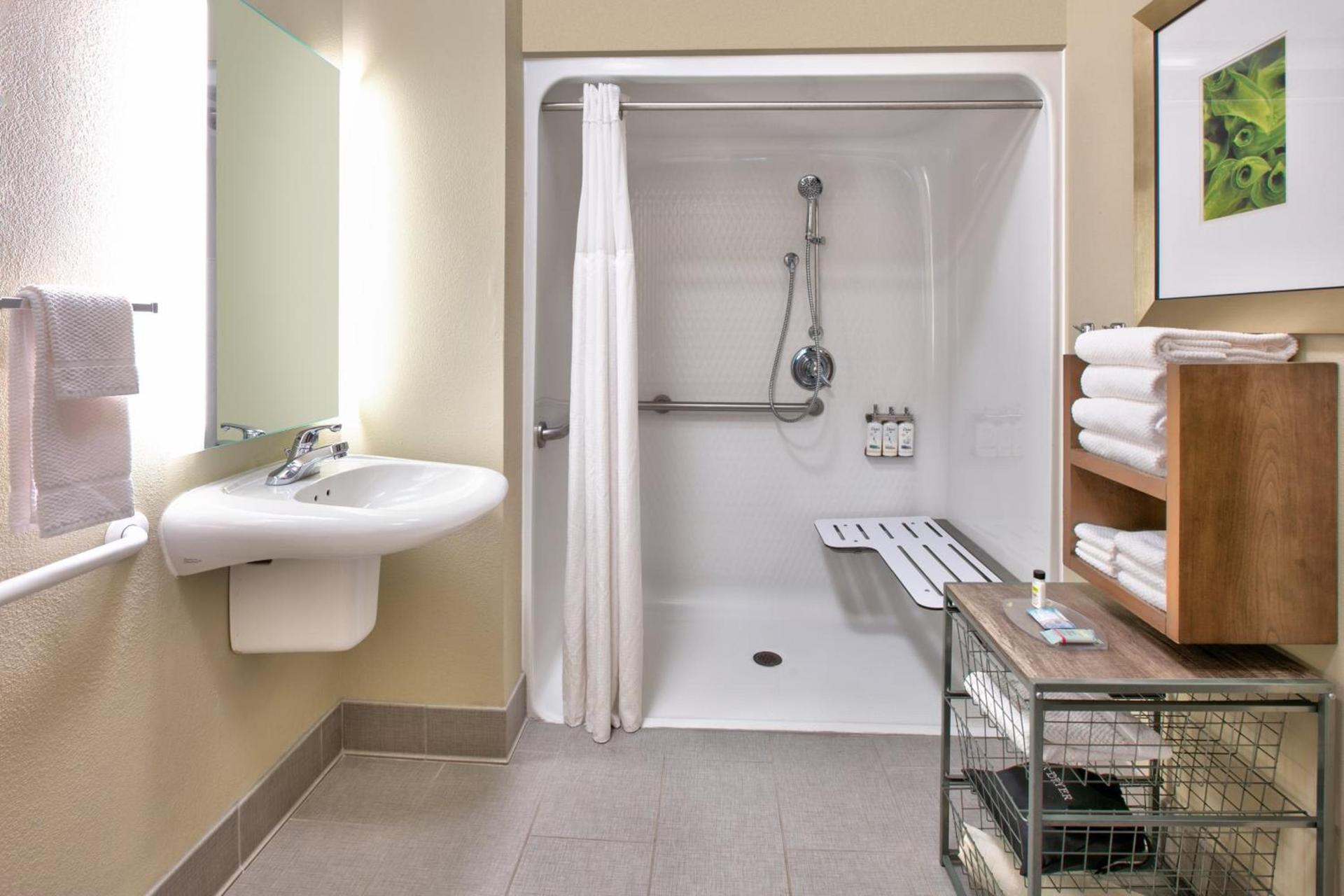 Staybridge Suites Corning by IHG photo 28