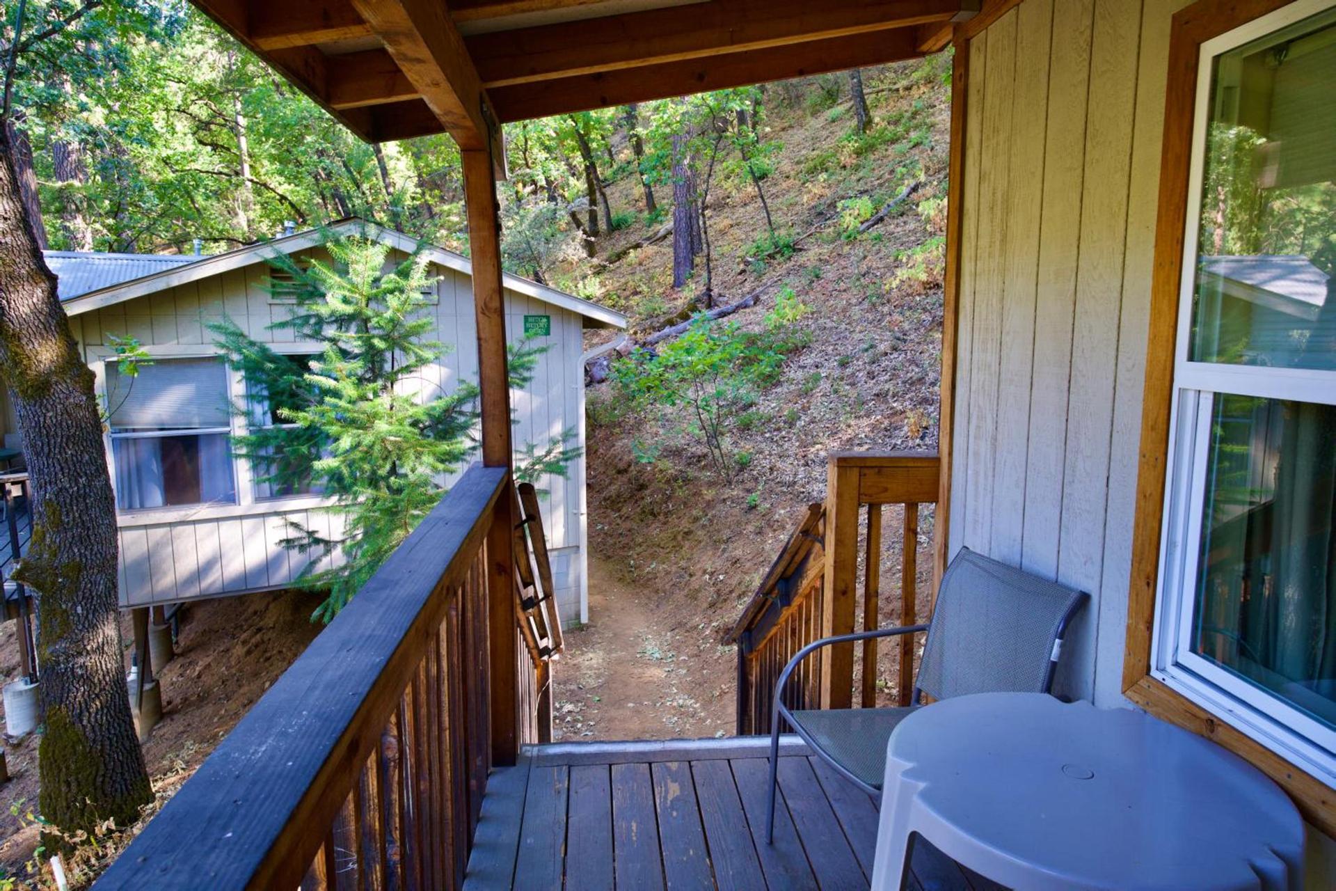 Yosemite Bug Rustic Mountain Resort photo 7