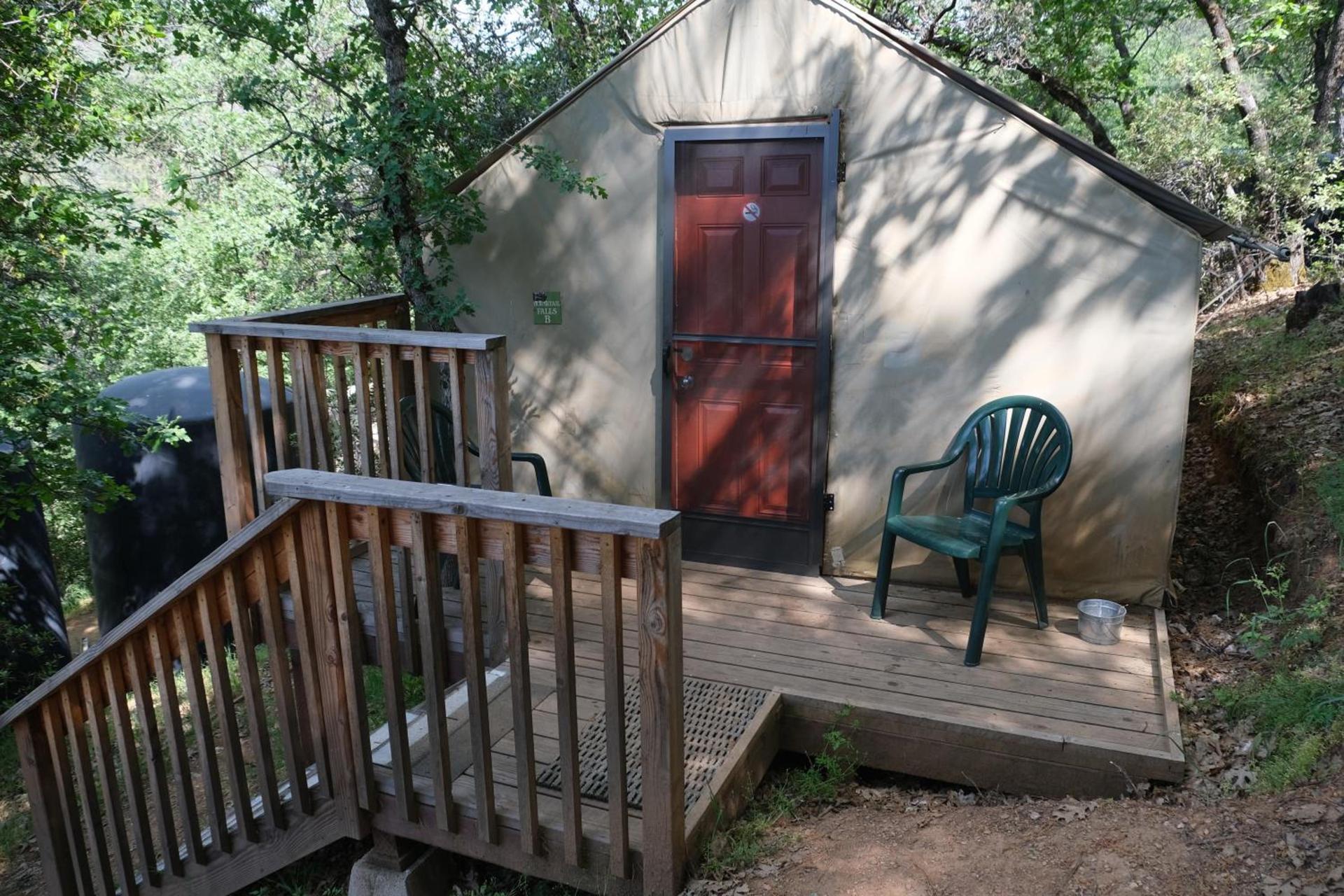 Yosemite Bug Rustic Mountain Resort photo 12