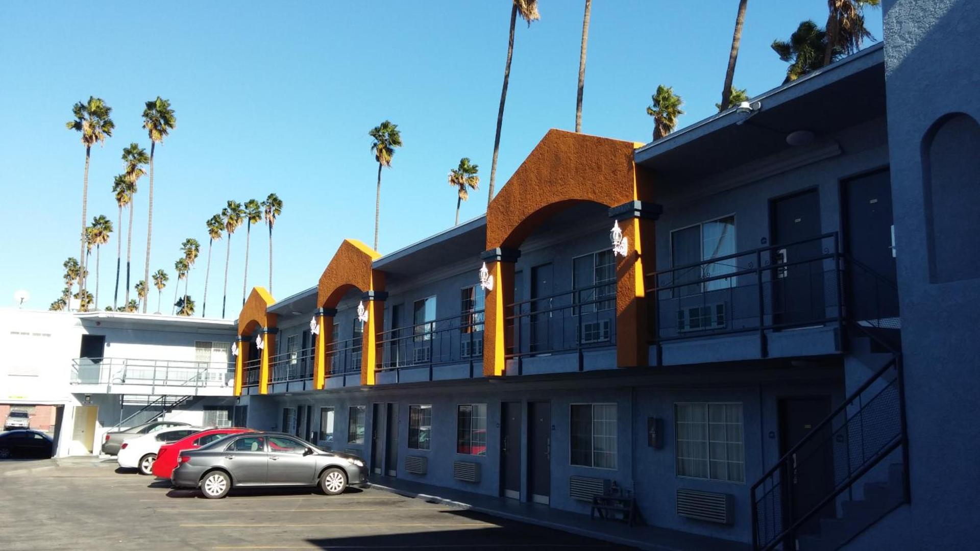 Value Inn Hollywood photo 29