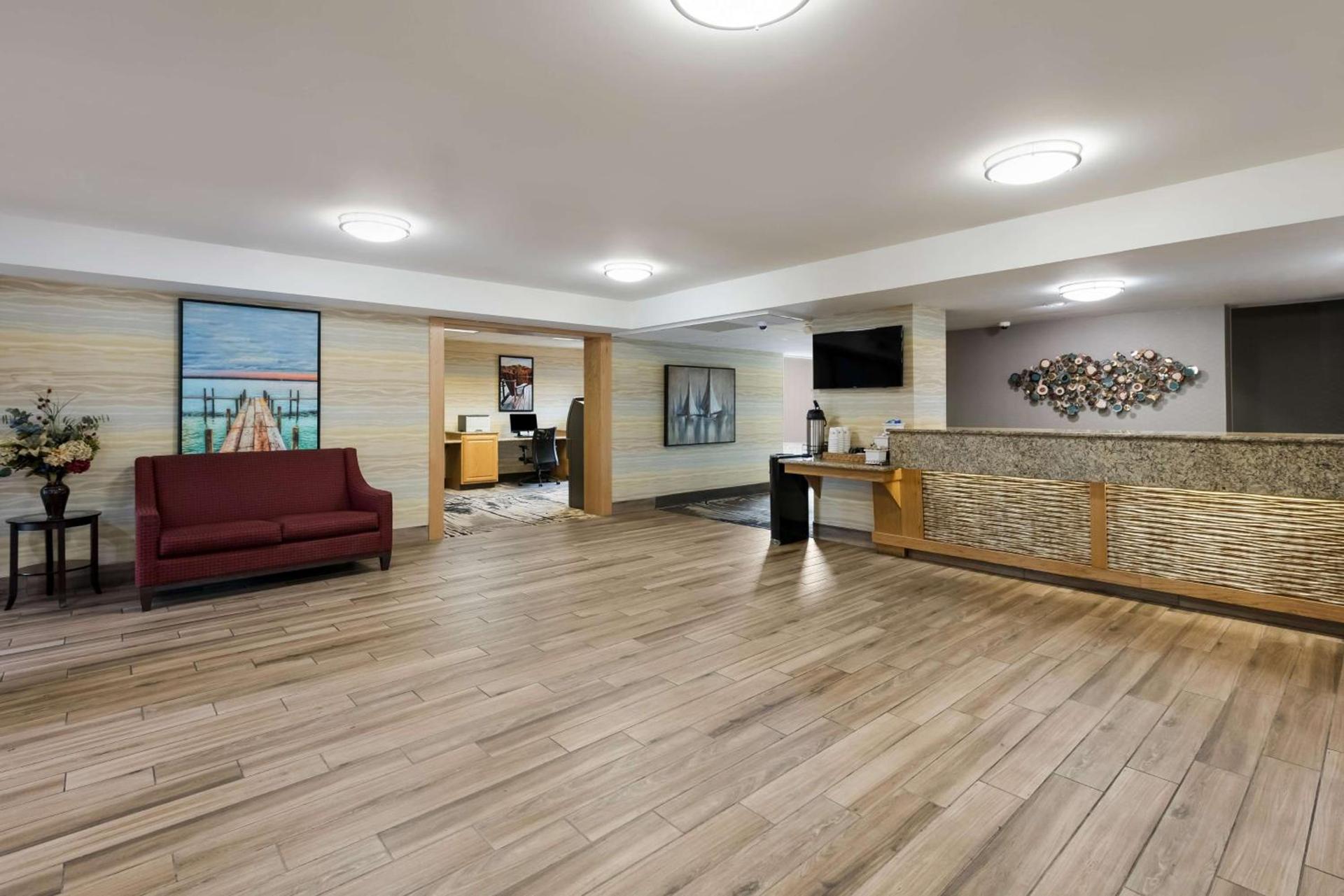 Best Western Holiday Lodge photo 32