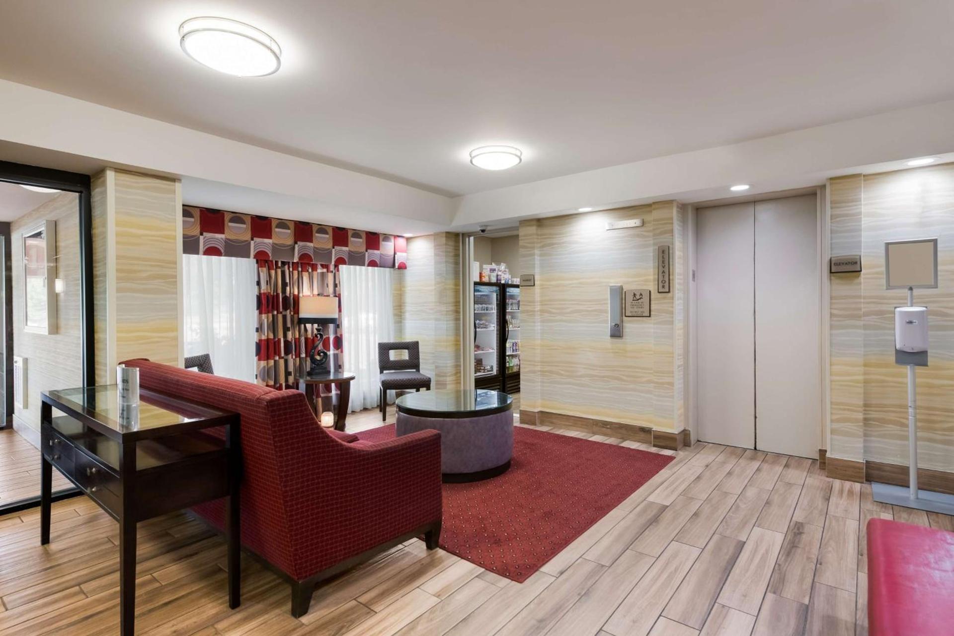 Best Western Holiday Lodge photo 12