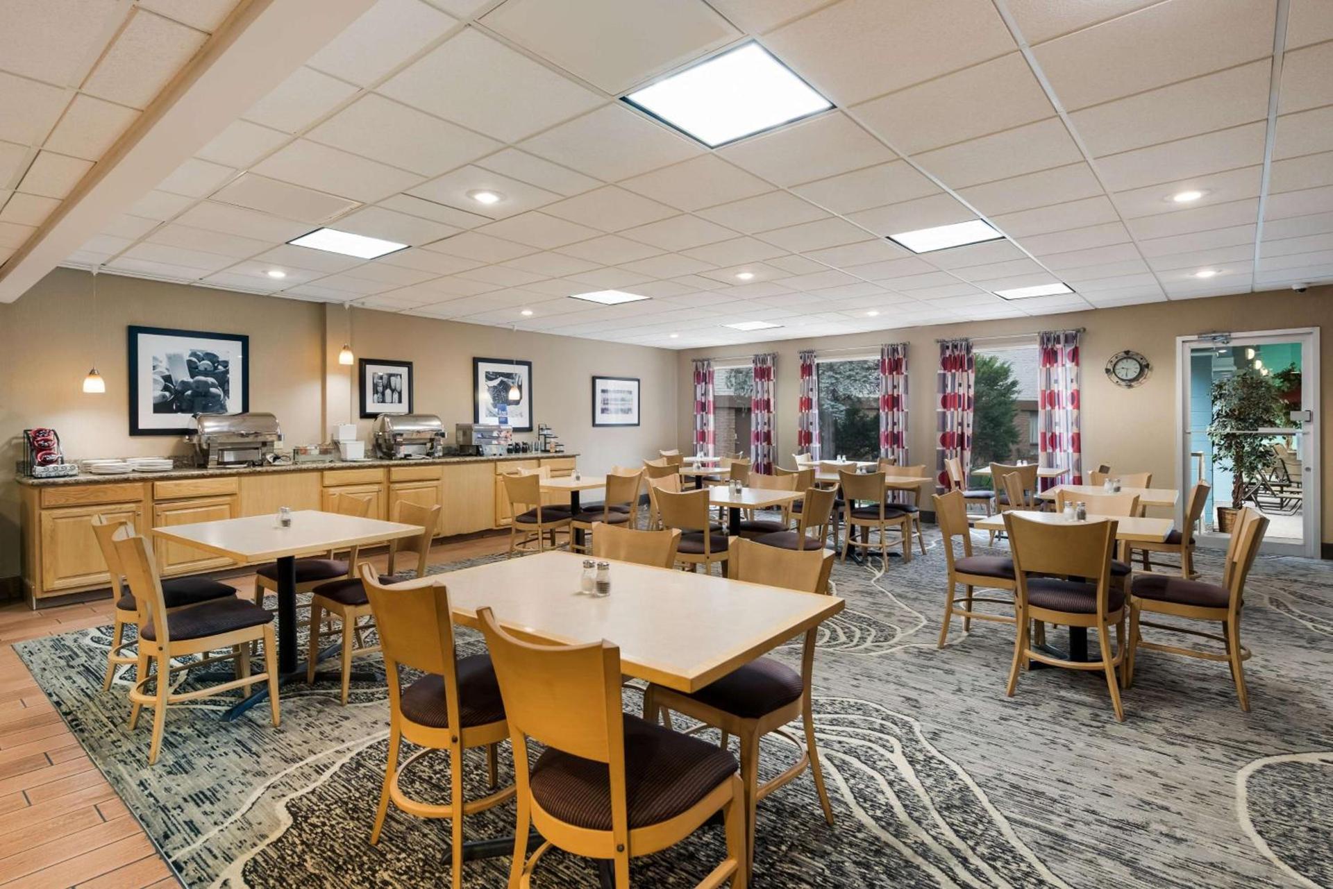 Best Western Holiday Lodge photo 6