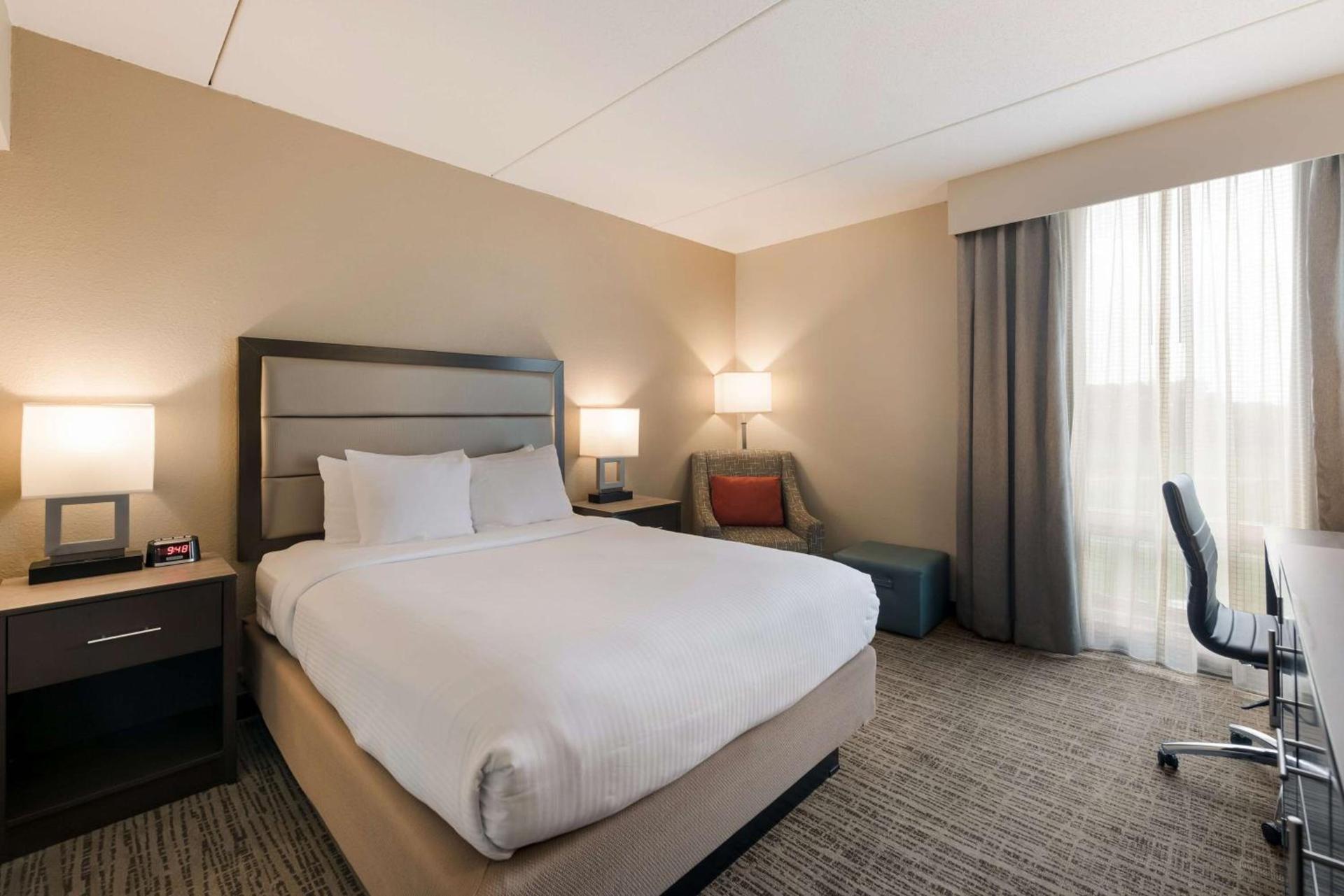 Best Western Holiday Lodge photo 15