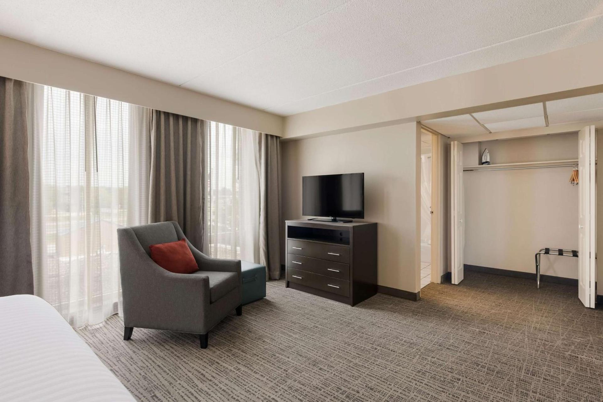 Best Western Holiday Lodge photo 25