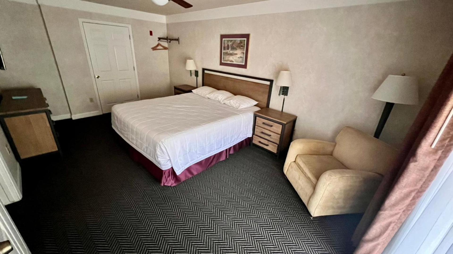 Yosemite View Lodge photo 5