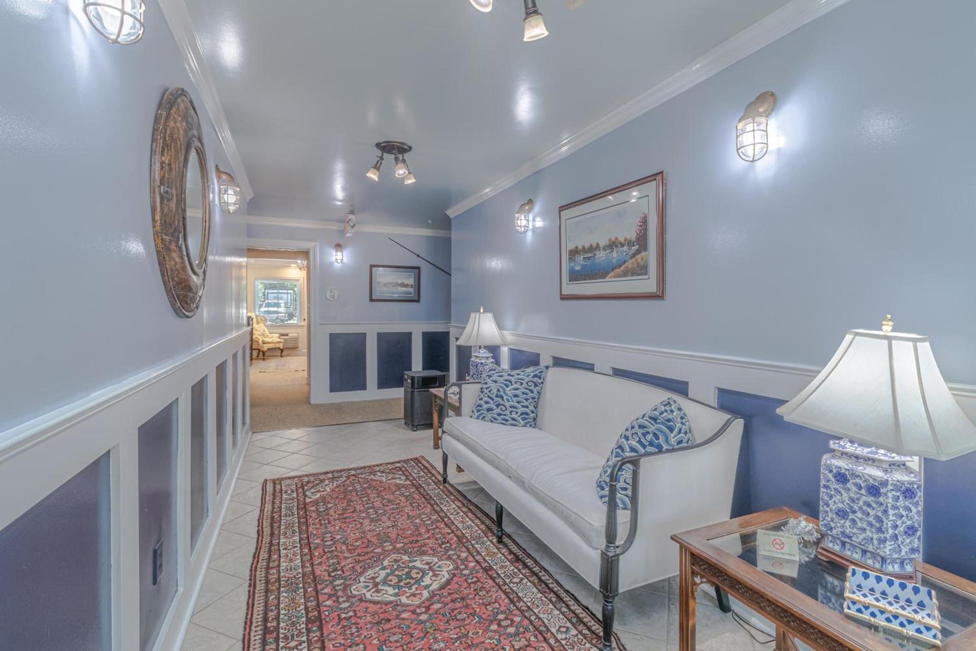 The Chesapeake Inn photo 27