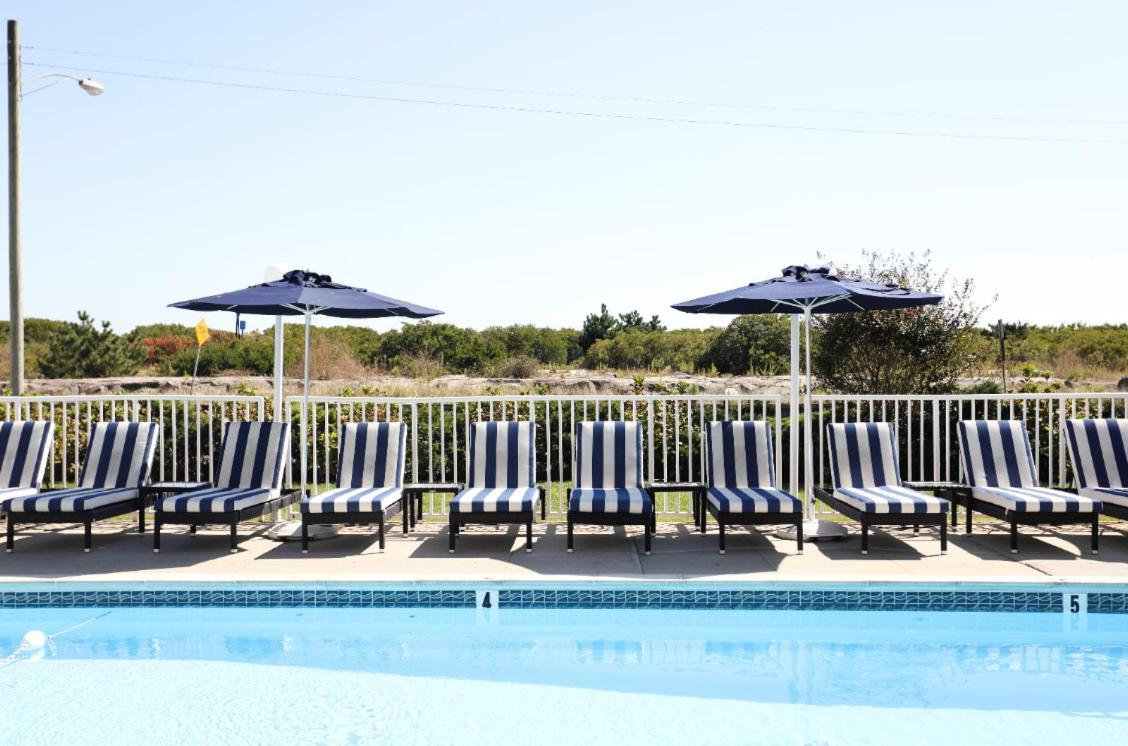 La Mer Beachfront Resort photo 36