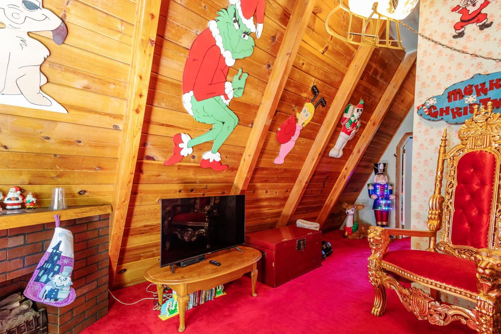 Hicksville Pines Chalets & Motel photo 30