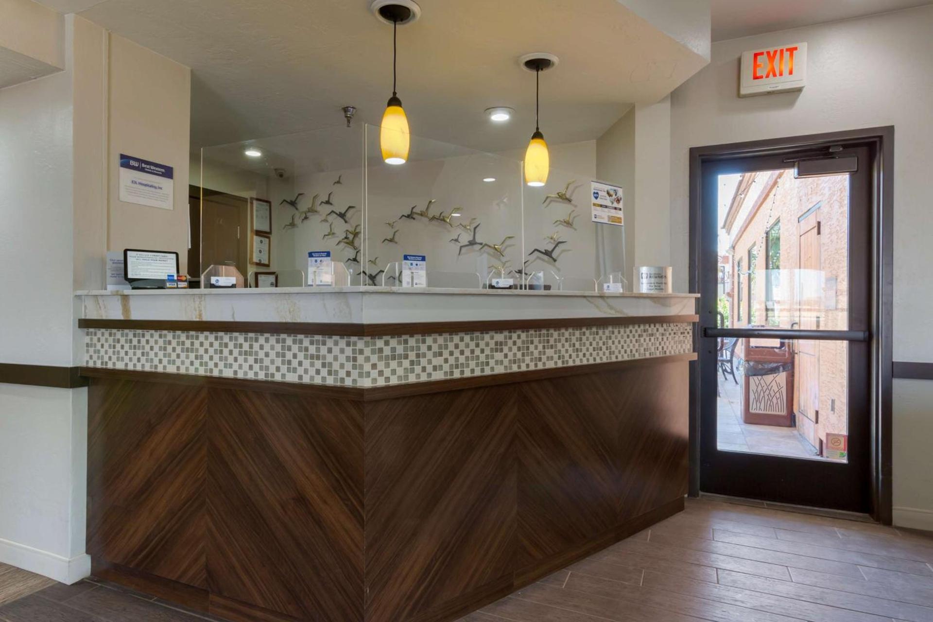 Best Western Phoenix Goodyear Inn photo 2