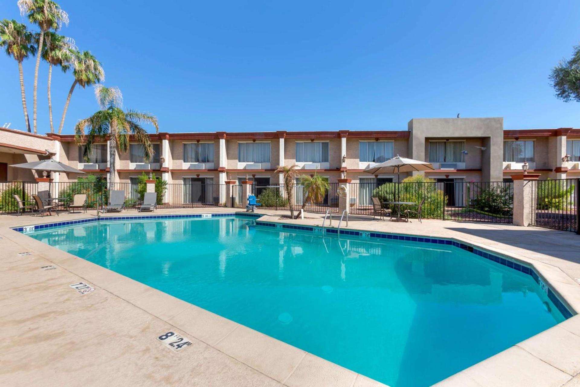 Best Western Phoenix Goodyear Inn photo 7