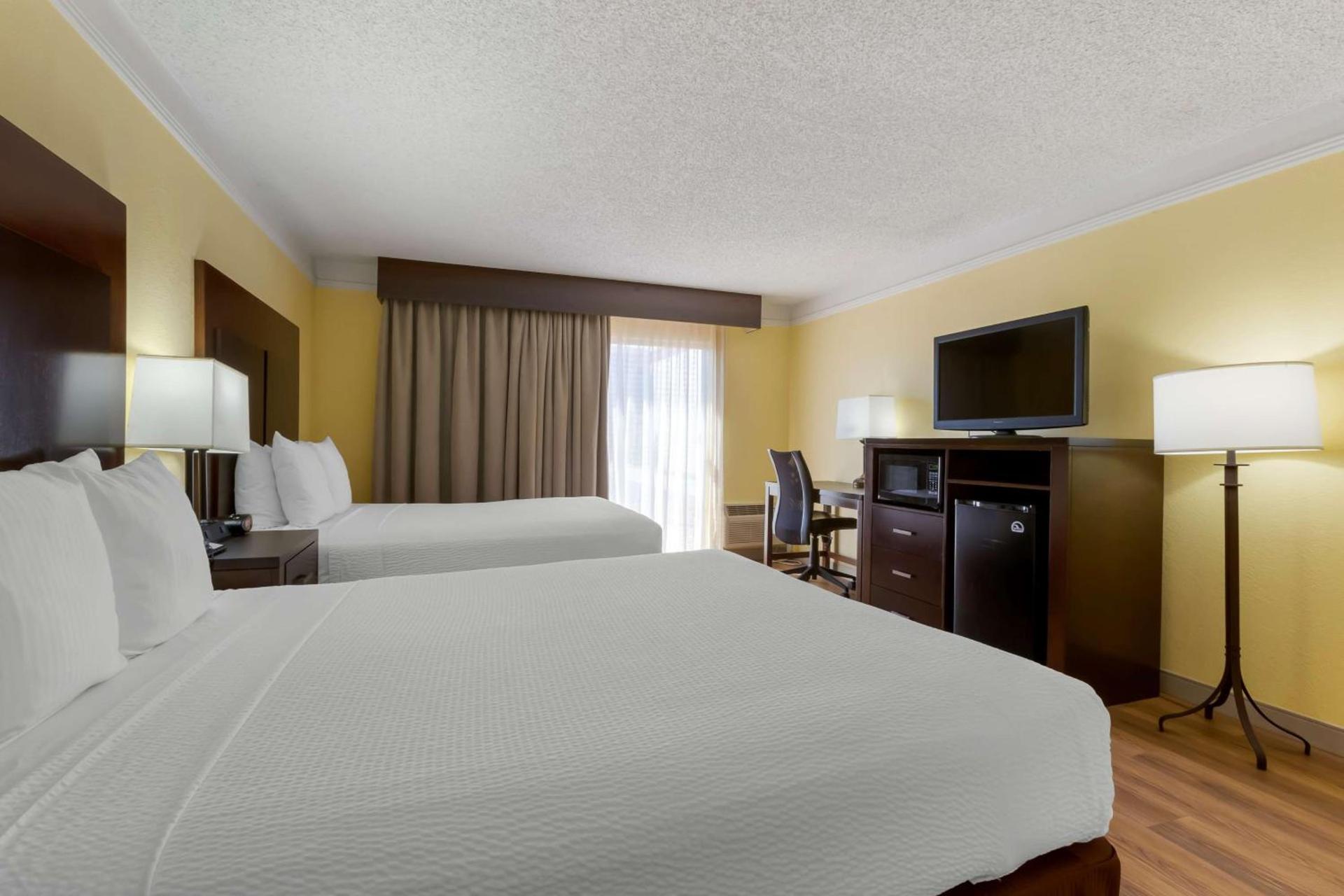 Best Western Phoenix Goodyear Inn photo 24