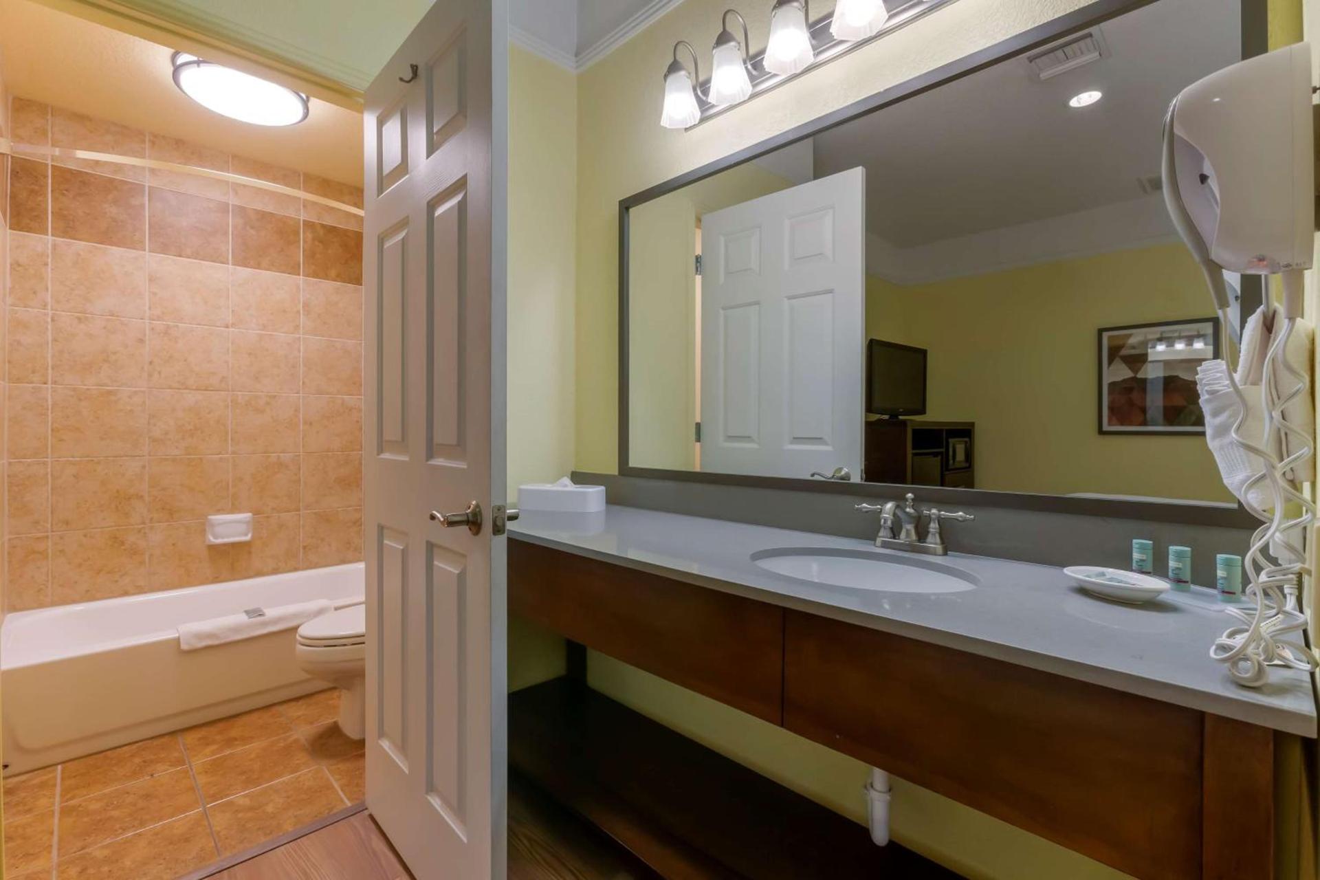 Best Western Phoenix Goodyear Inn photo 18